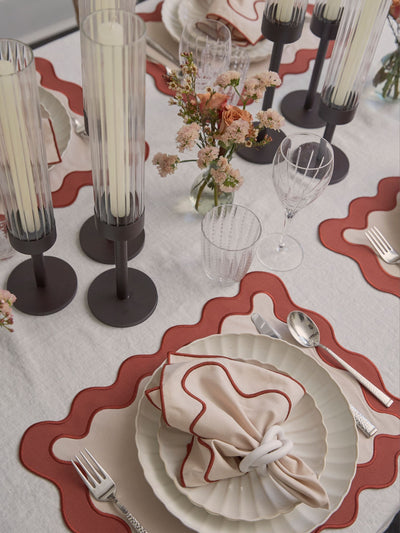 Sixty3 Ensemble stylé de 4 sets de table en tissu Rose Poussière