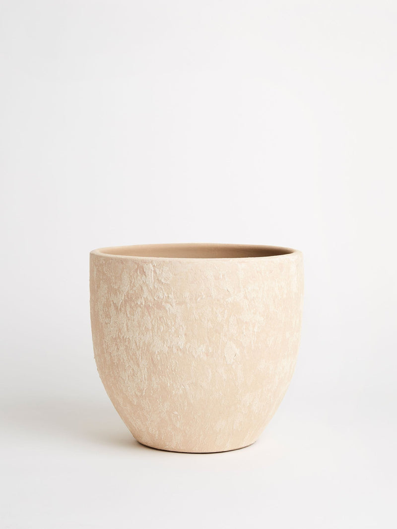 Sixty3 Celestia cream vase (British brand)