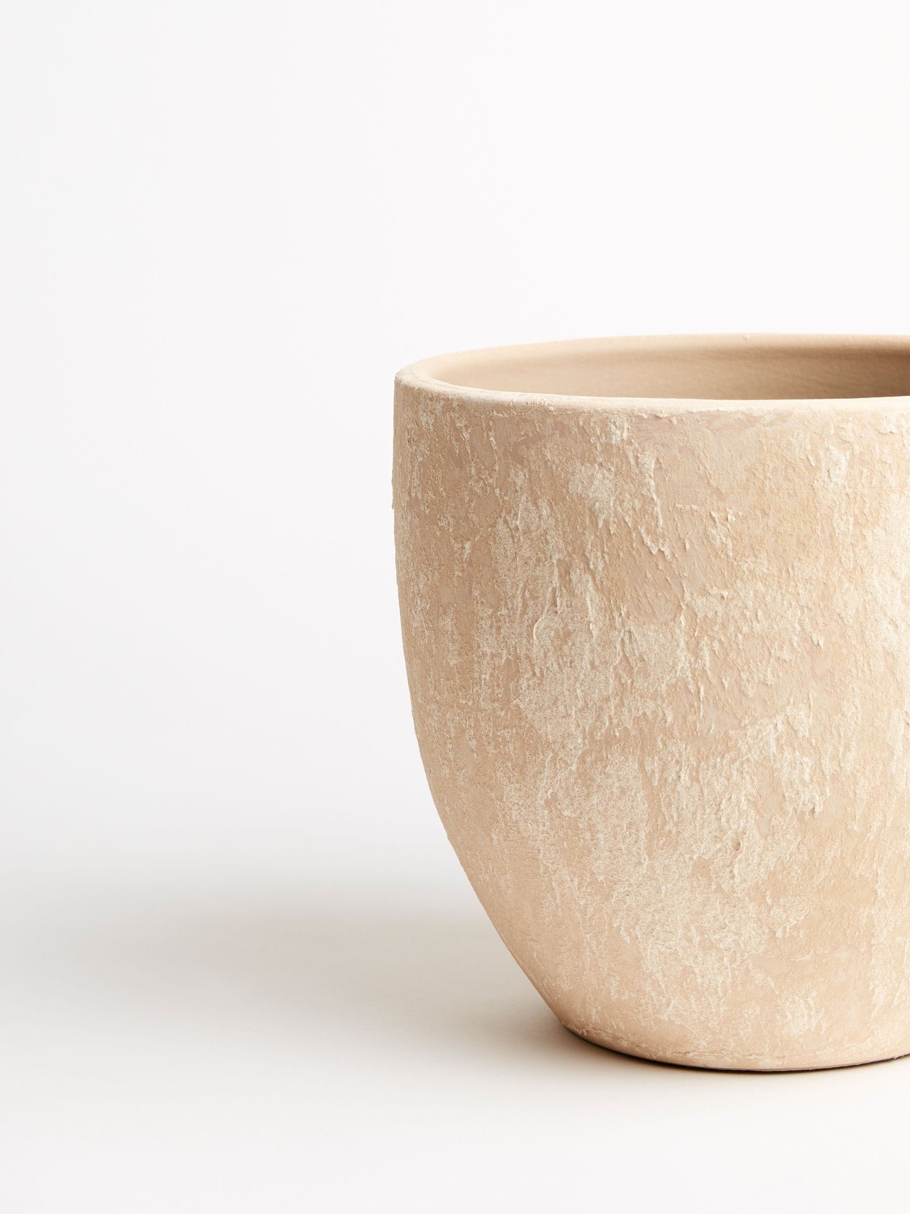 Sixty3 Celestia cream vase (British brand)