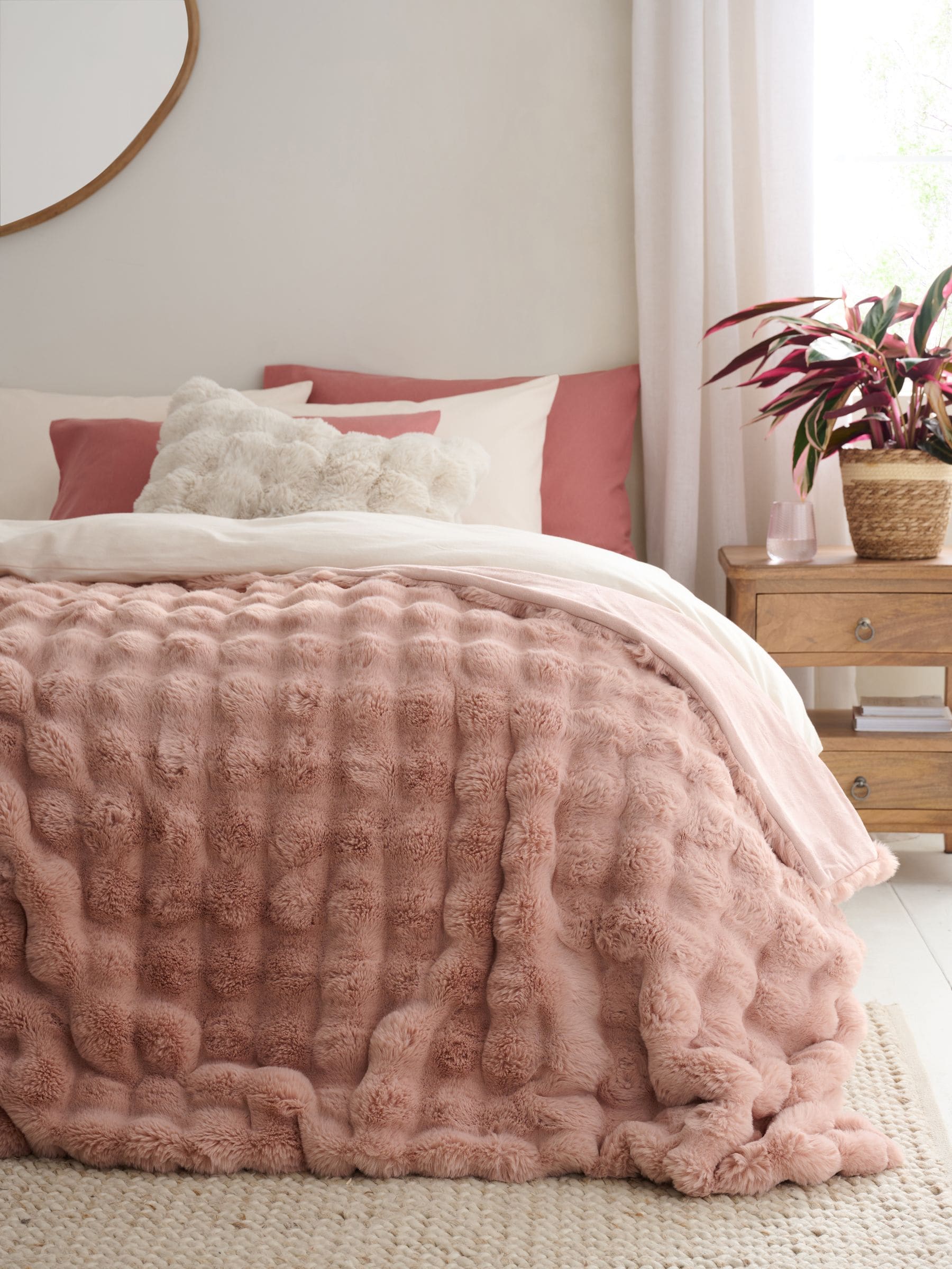 Light Pink Aspen Faux Fur Throw