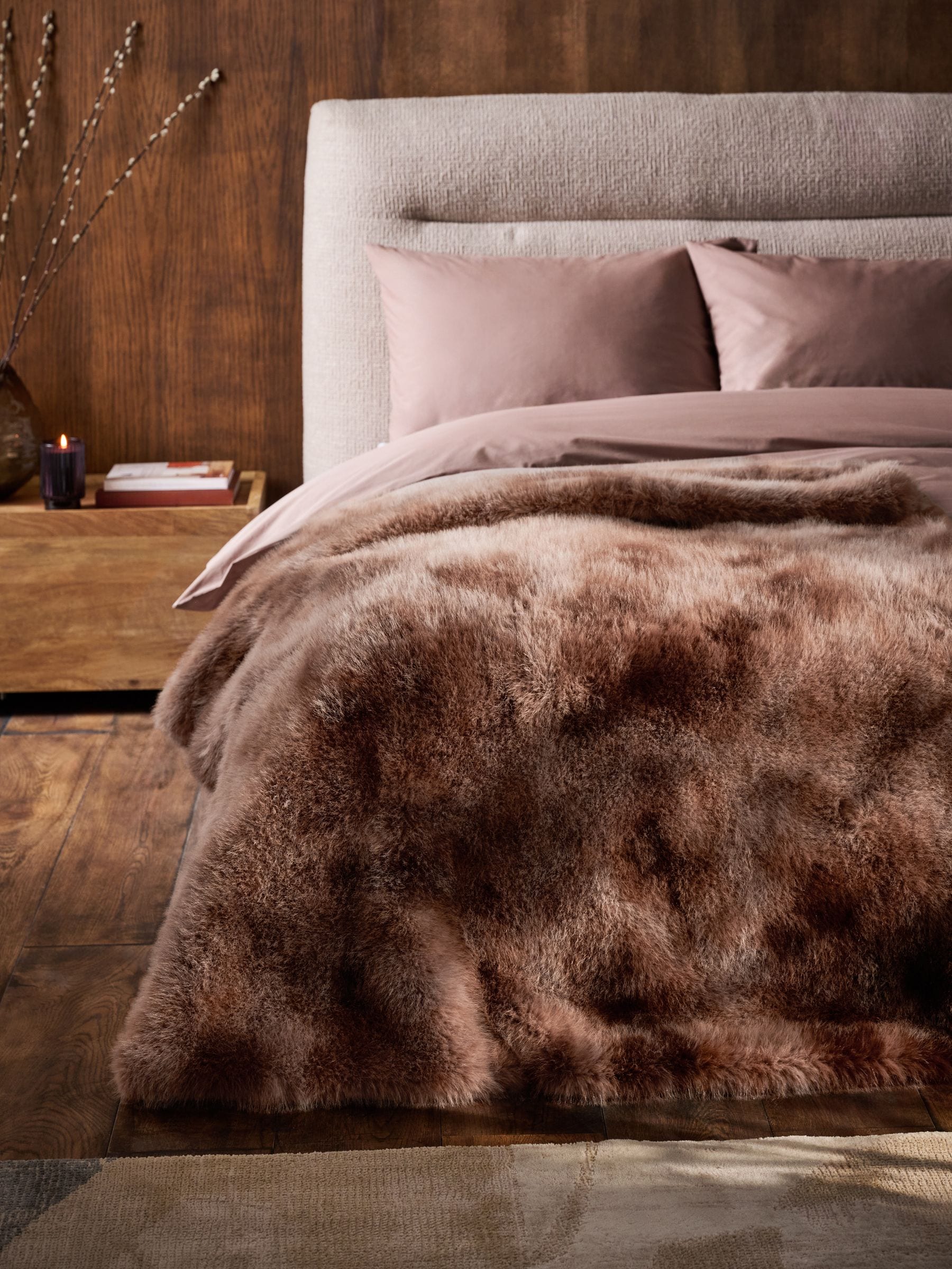 Loulou brown faux fur throw (British brand)