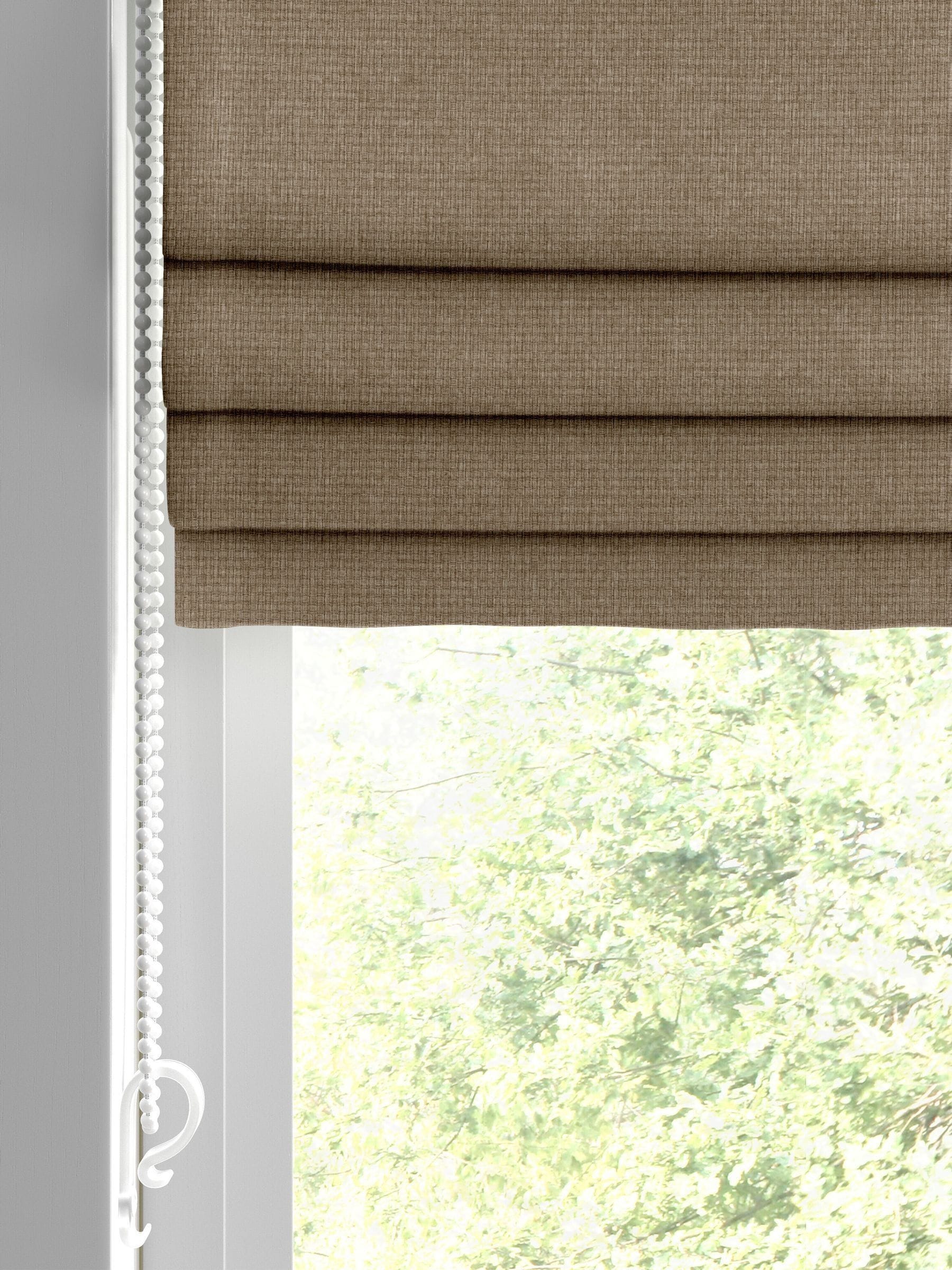 William Morris roman blind Mushroom Natural Reed, UK version