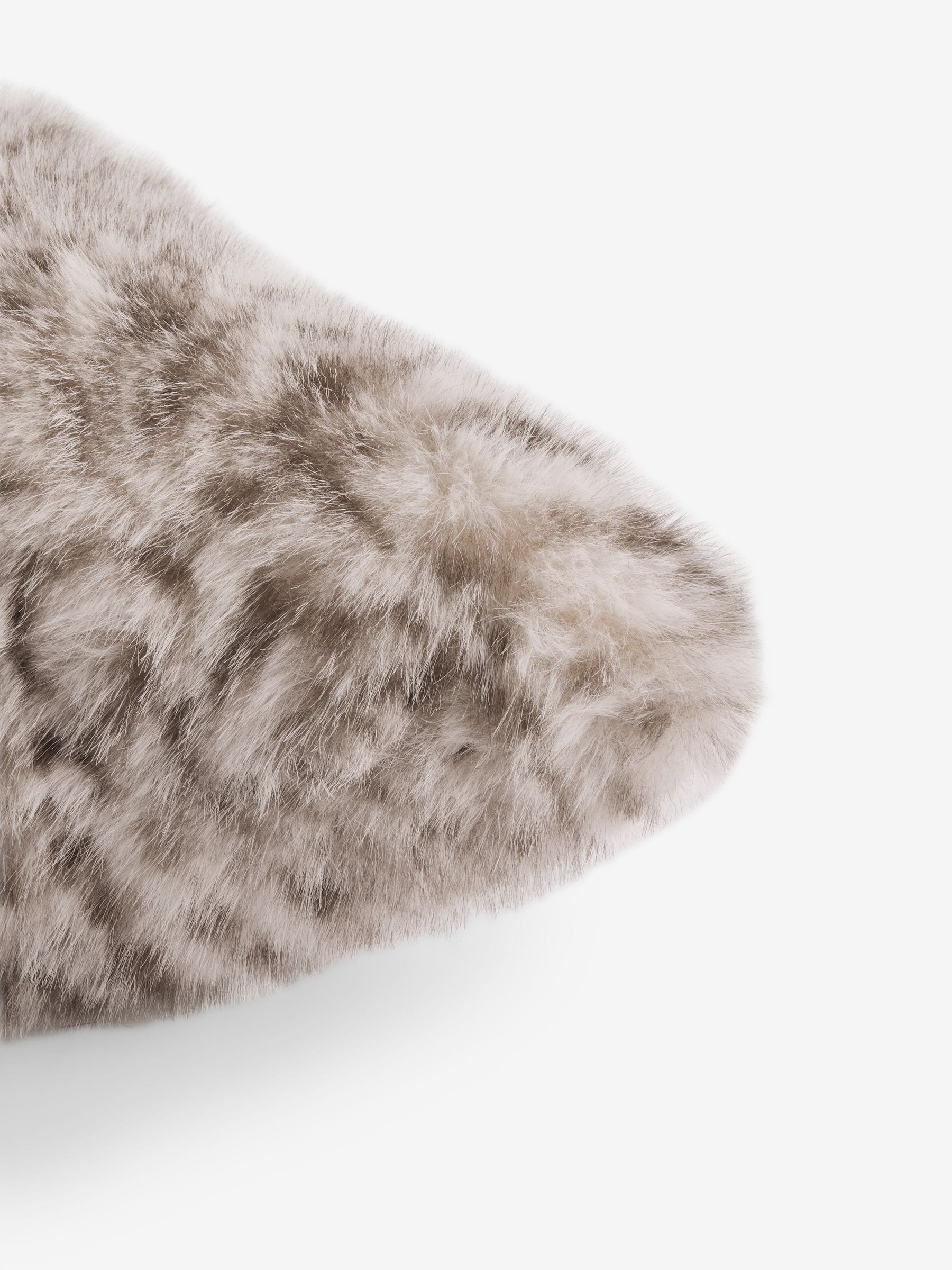 Snow leopard print faux fur cushion 50x50cm (British brand)