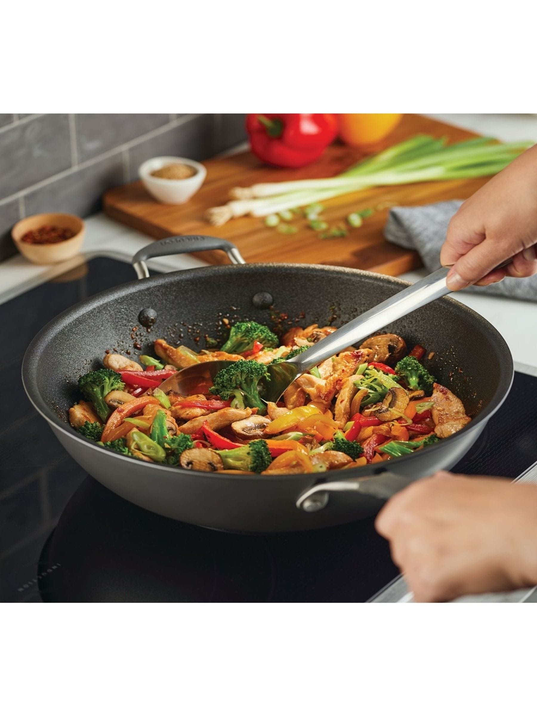 Circulon Grey Scratch Defense Extreme 34cm frying pan - British product
