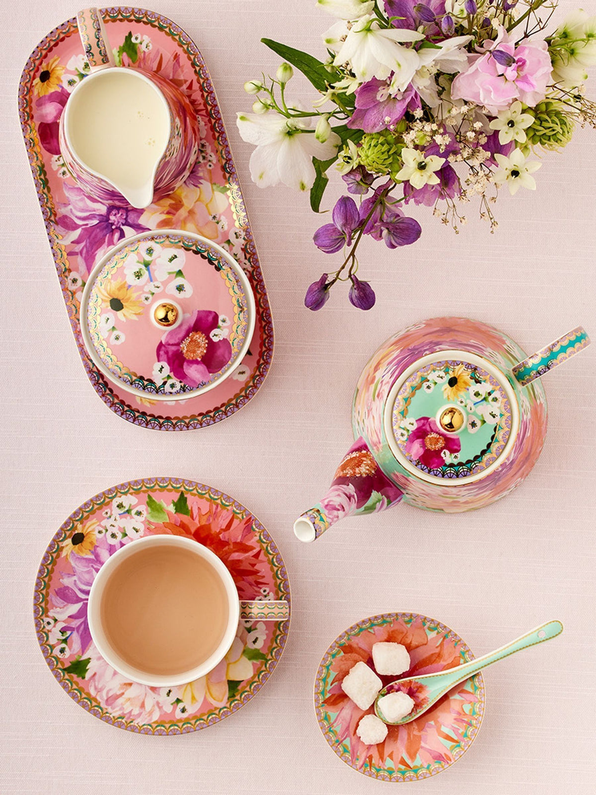 Maxwell & Williams Blue Teas and C's Dahlia Daze Teapot for One