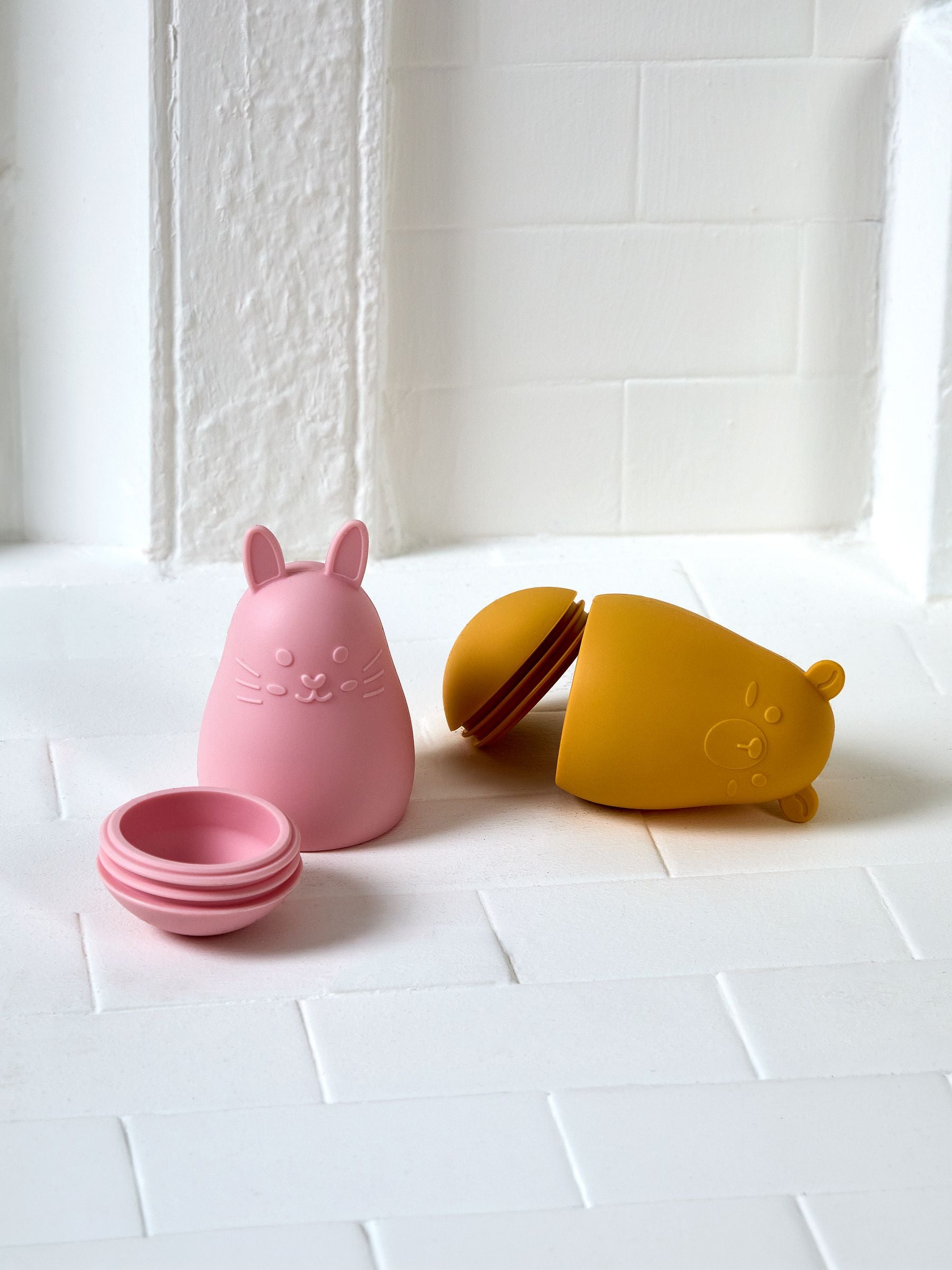 JoJo Maman Bébé silicone bath toy with bear and bunny characters, UK version