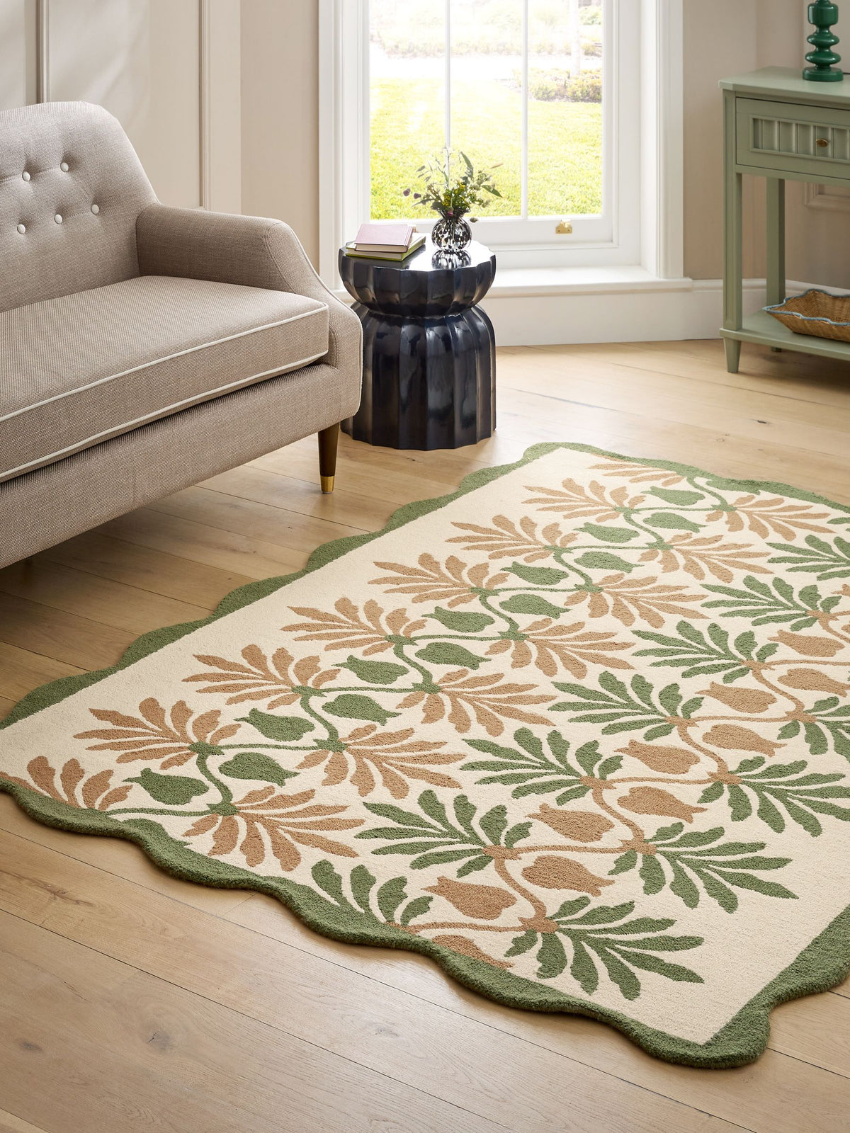 Nina Campbell Green Holland Park wool tufted rug, UK version