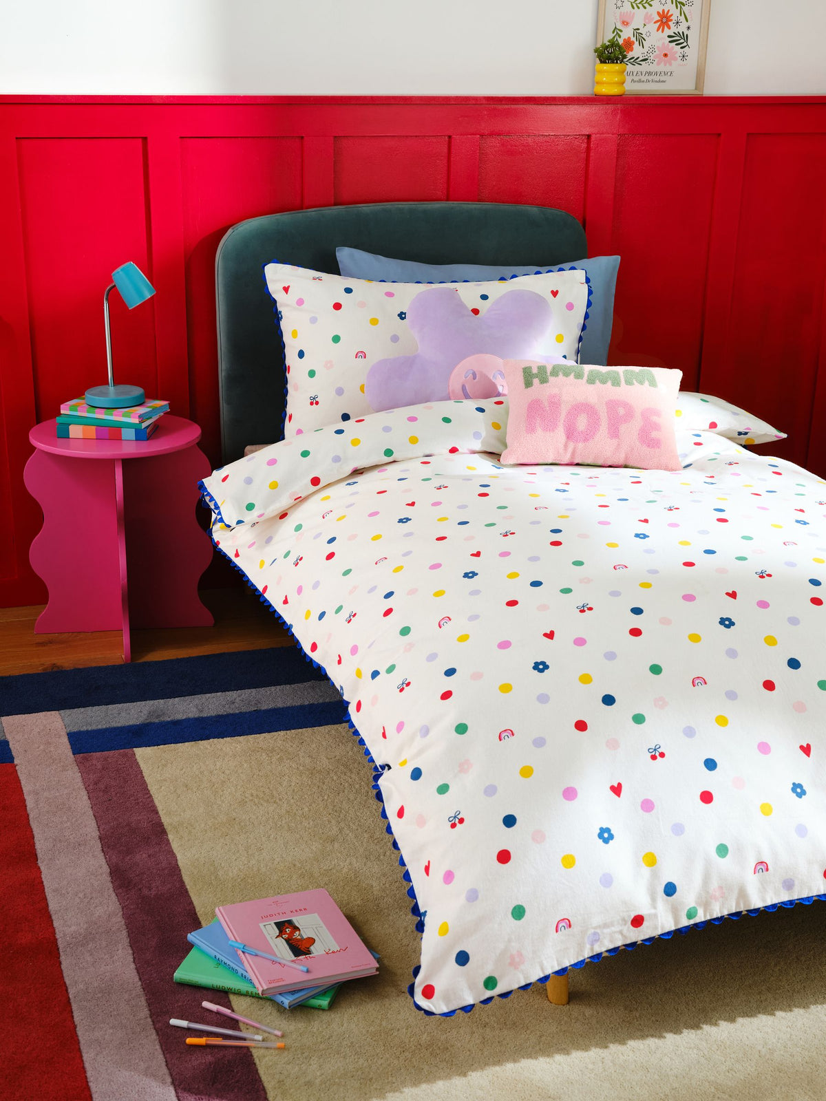 White multi spot duvet cover and pillowcase set (British brand)