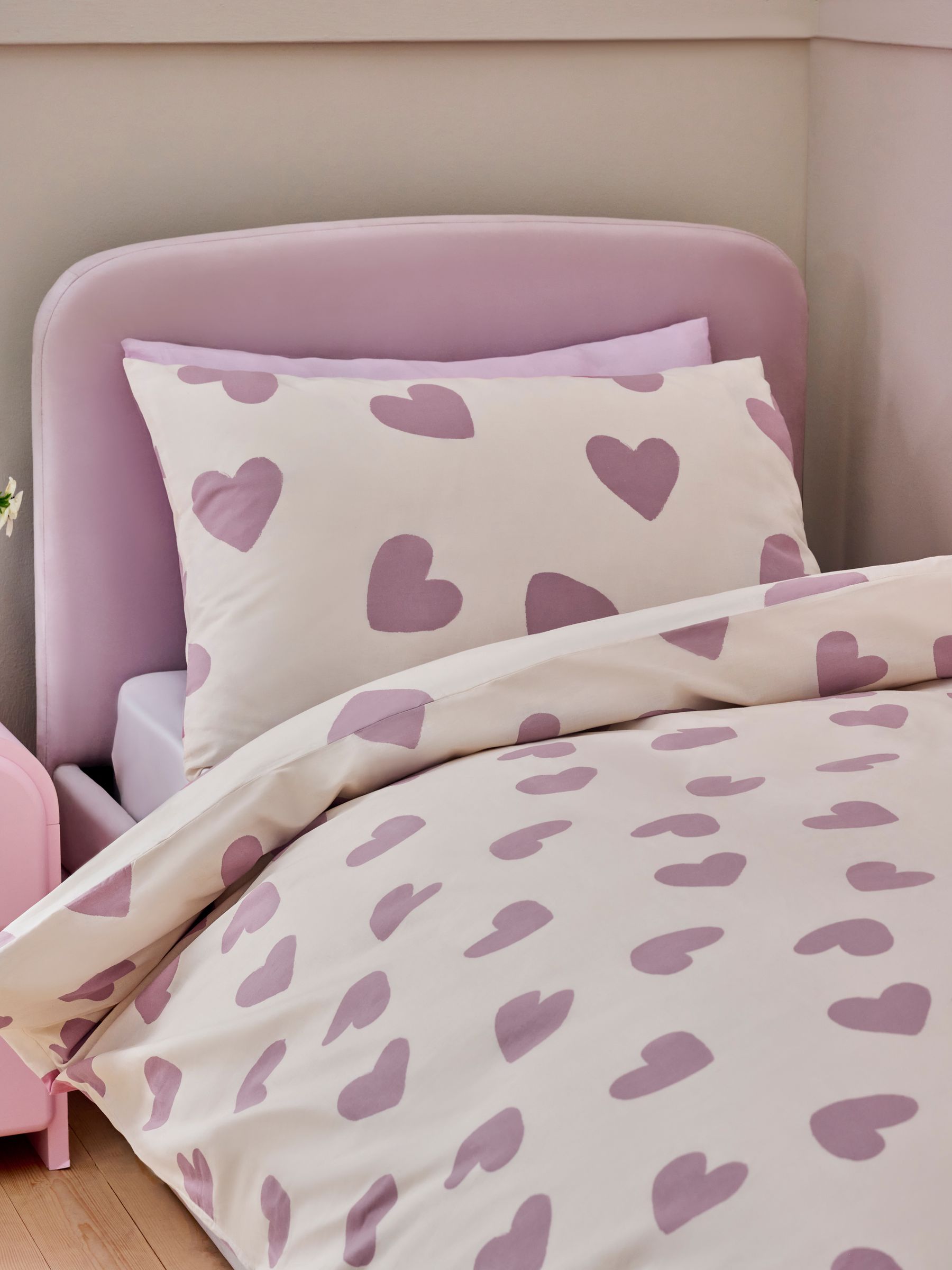 White/Purple Hearts Printed Bedding Duvet Cover and Pillowcase Set