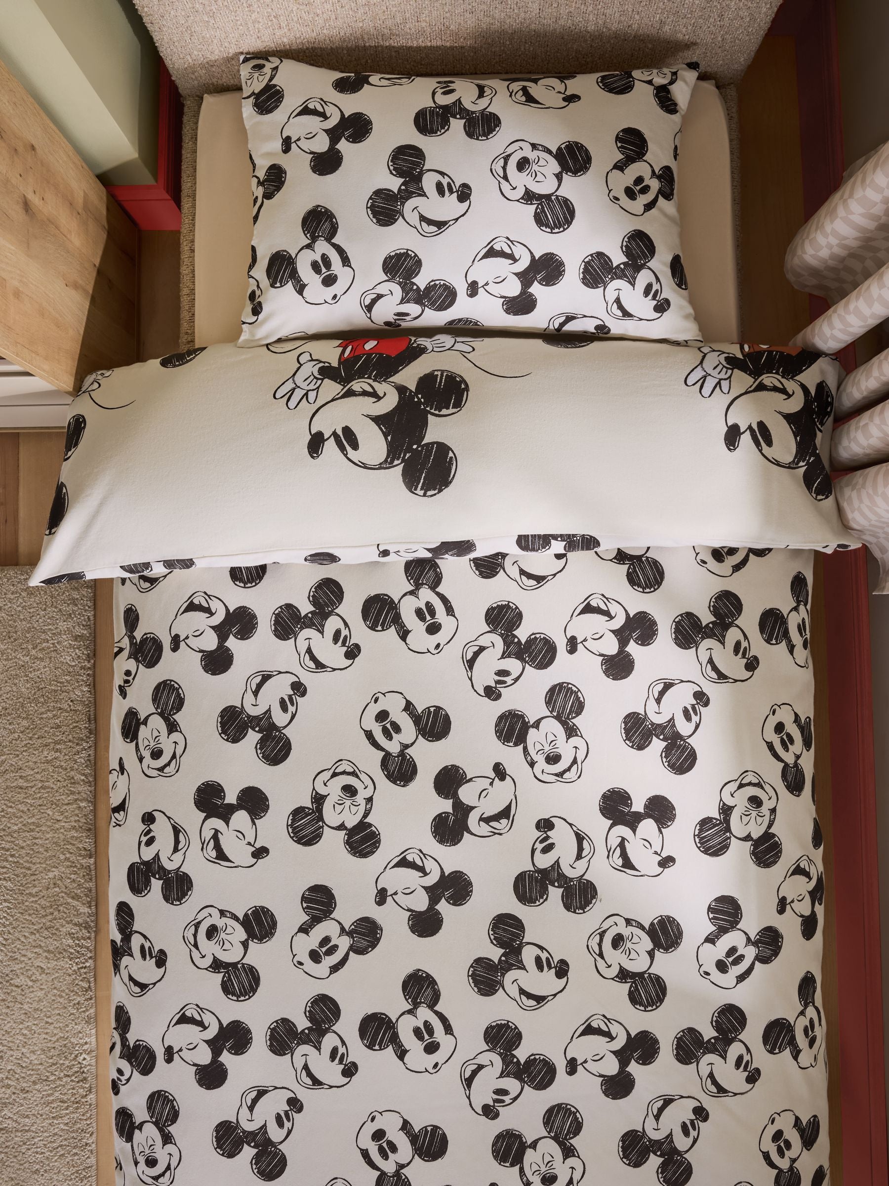 Disney Mickey Mouse duvet cover and pillowcase set - British product