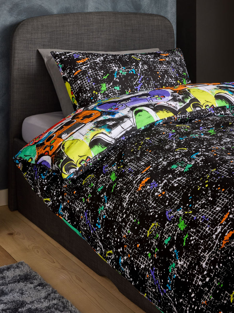 Bright Gamer duvet cover and pillowcase set - British product