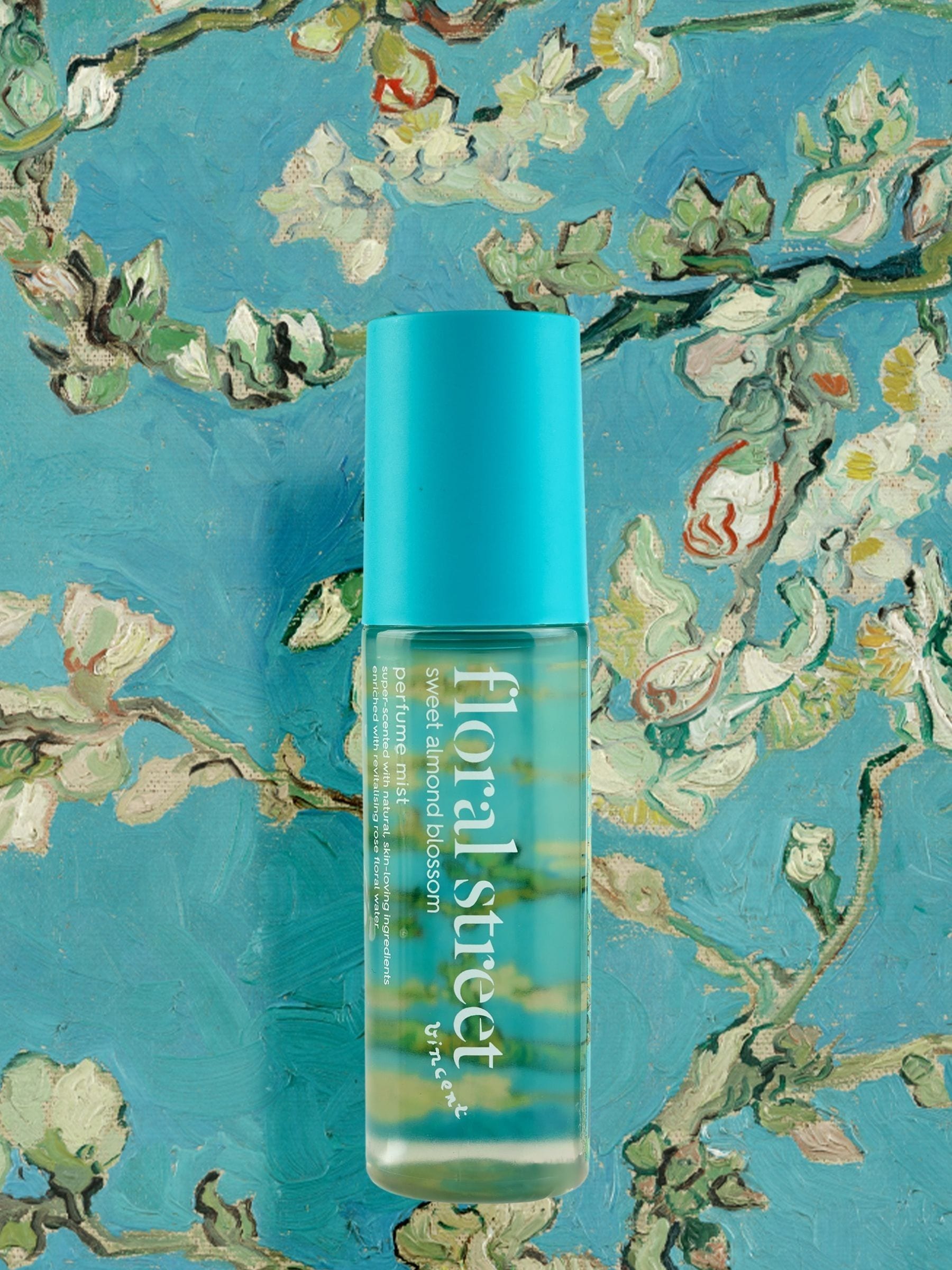 Floral Street Sweet Almond Blossom perfume mist 125ml - British product