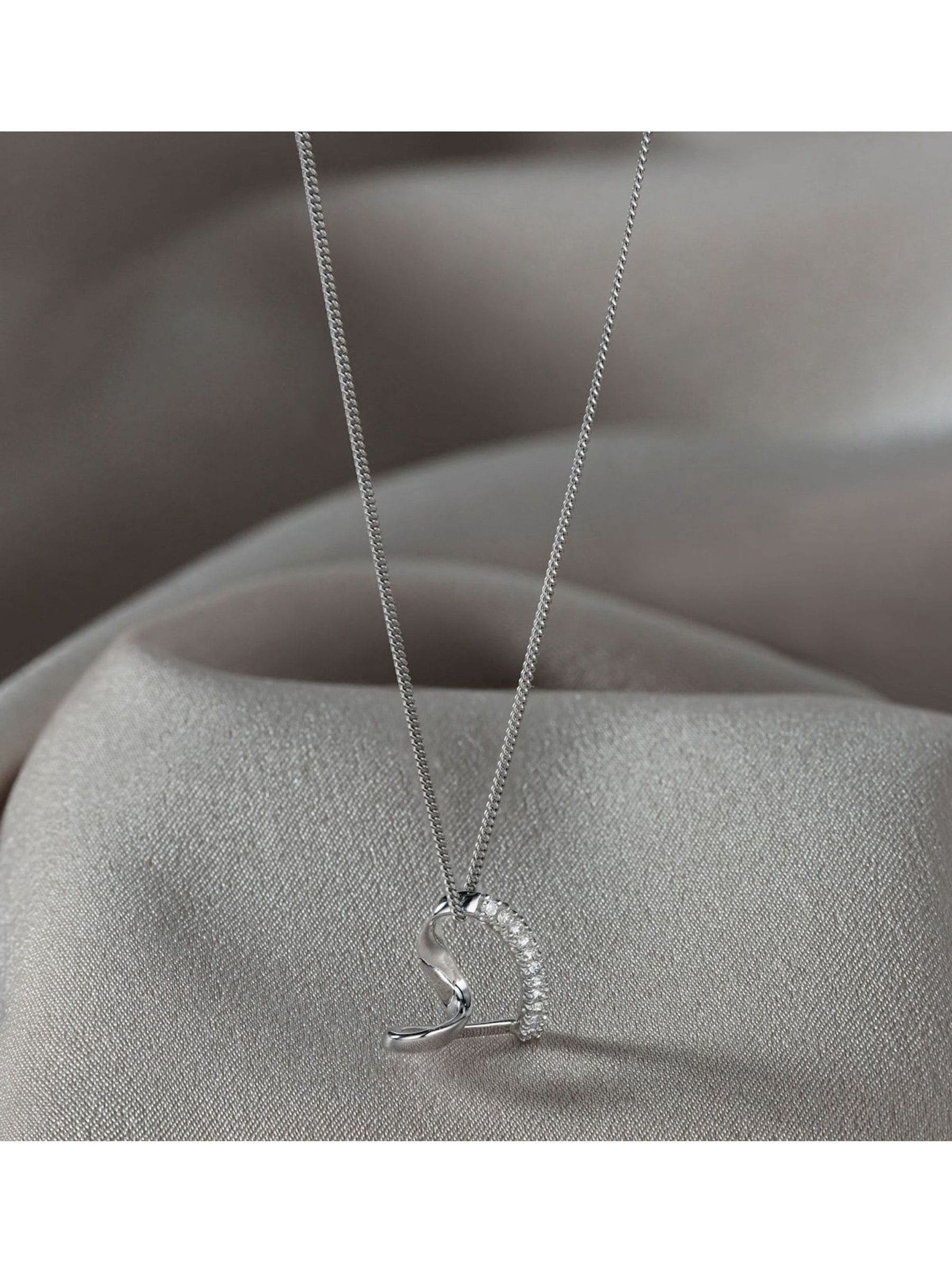 The Diamond Store white heart pendant necklace 0.10ct diamond (British brand)