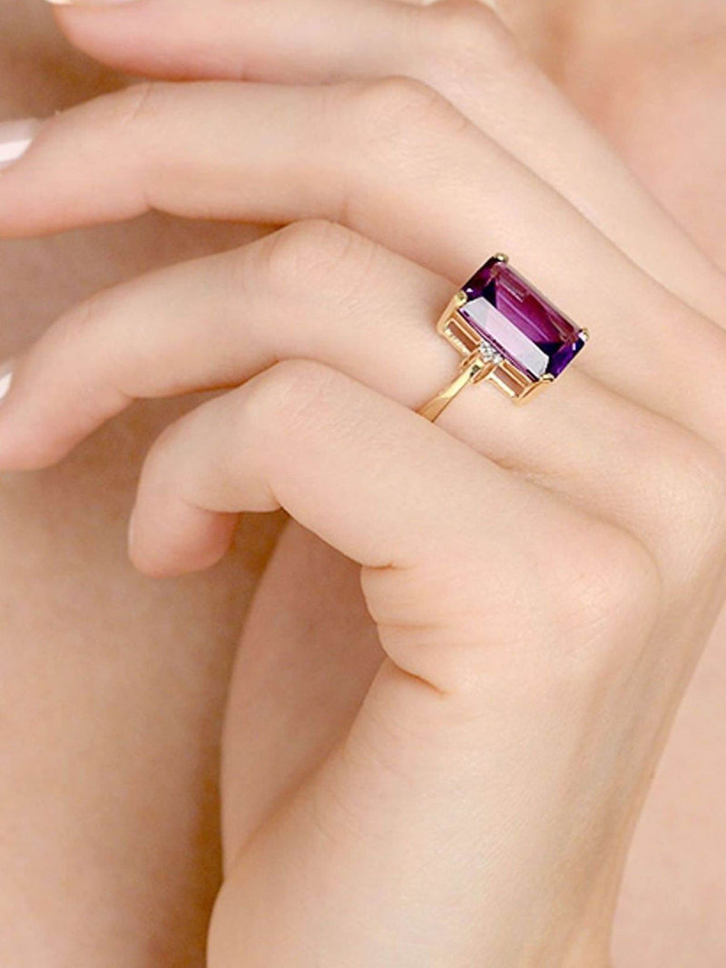 The Diamond Store yellow gold ring with amethyst and diamonds 14mm width, imported from the UK