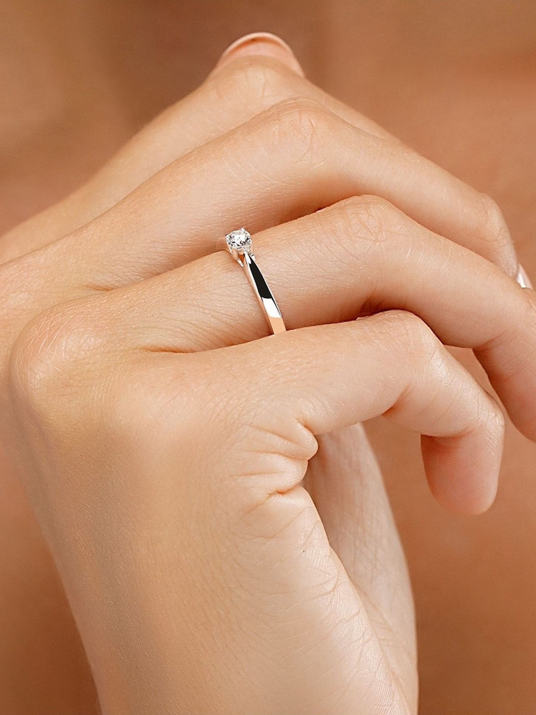 Diamond Store lab diamond engagement ring (British brand)