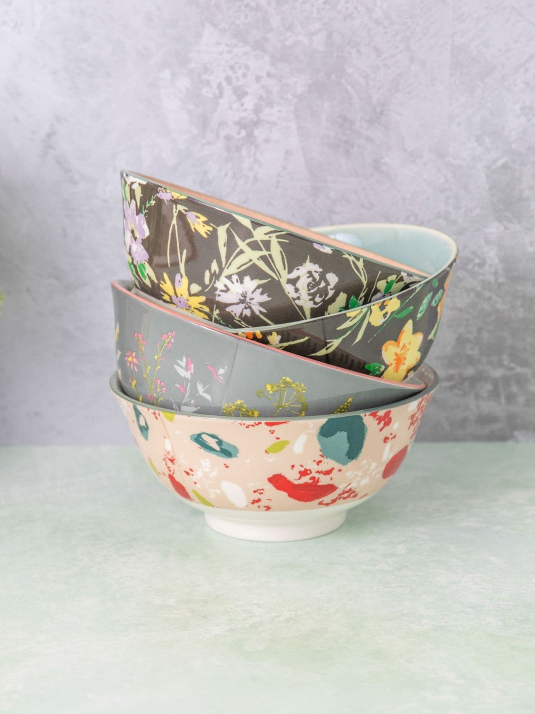 Kitchencraft pink patterned floral ceramic cereal bowls set of 4, UK version