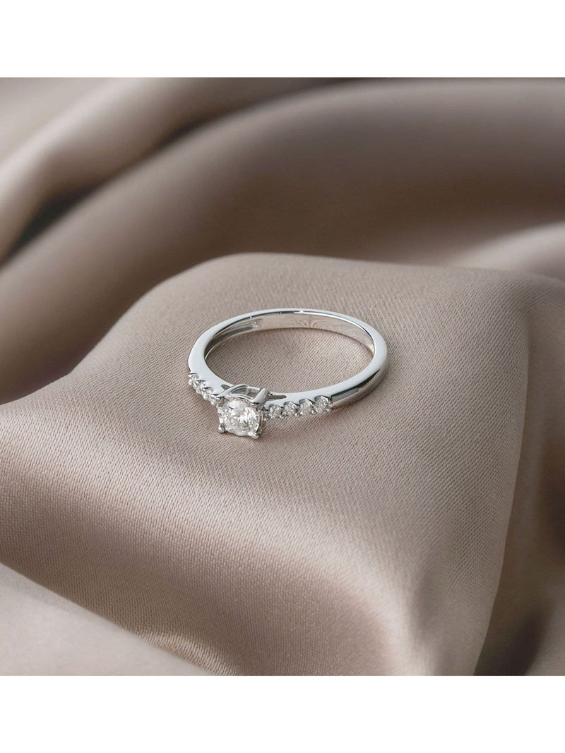 The Diamond Store 9K white gold lab diamond engagement ring 0.25ct (British brand)