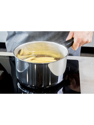Next Kitchencraft Silver Ekstra Dyp Induksjonskasserolle med Lokk 20cm - Kjøp online på McGrocer