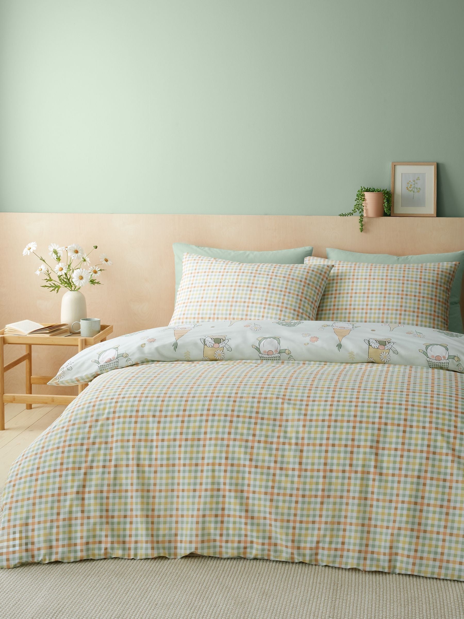 Catherine Lansfield green spring gonks reversible duvet cover set - British product