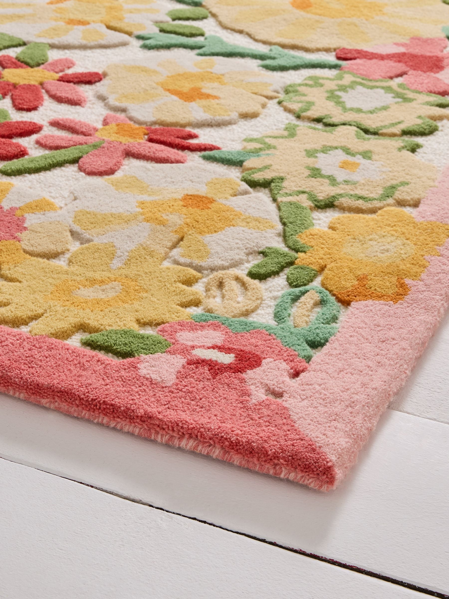 Lucy Tiffney Campion floral wool rug - British product