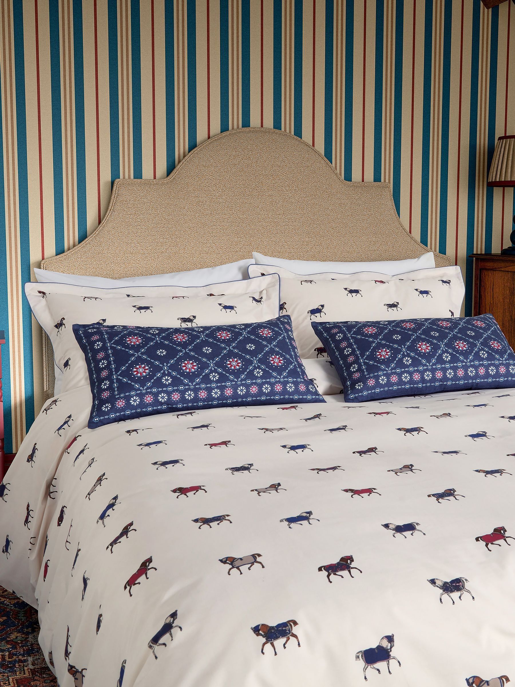 Joules cream dressage horses duvet cover and pillowcase set, UK version