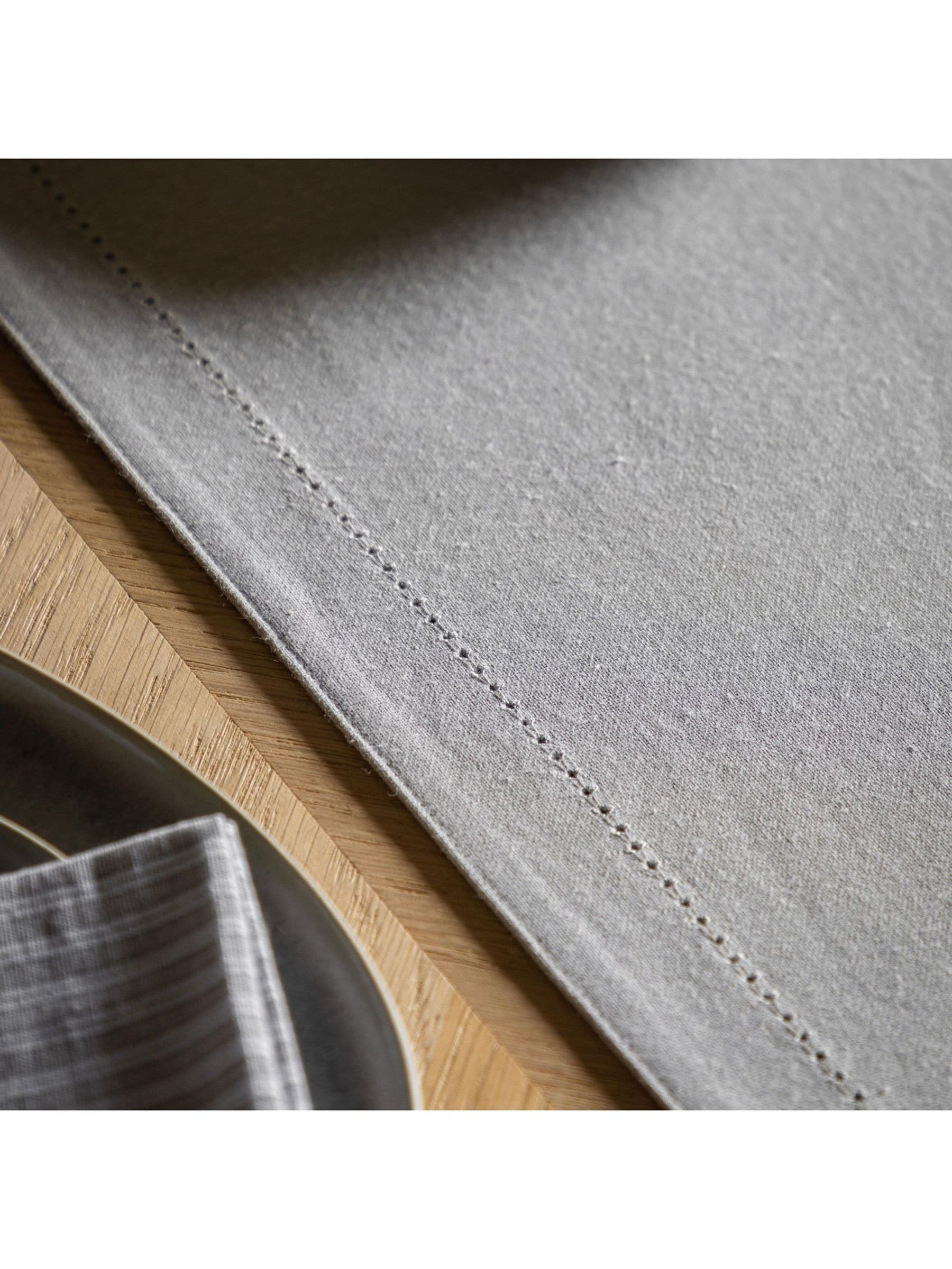 Gallery Home grey dove table runner 180x36cm, UK version