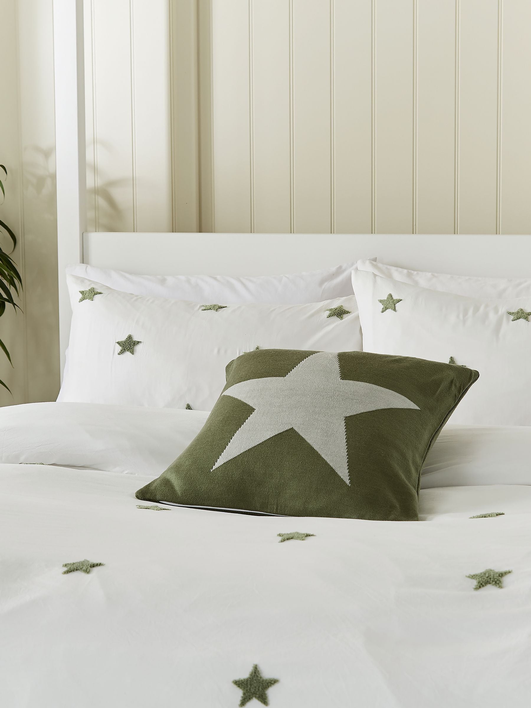Helena Springfield Green Star cushion 45x45cm - British product