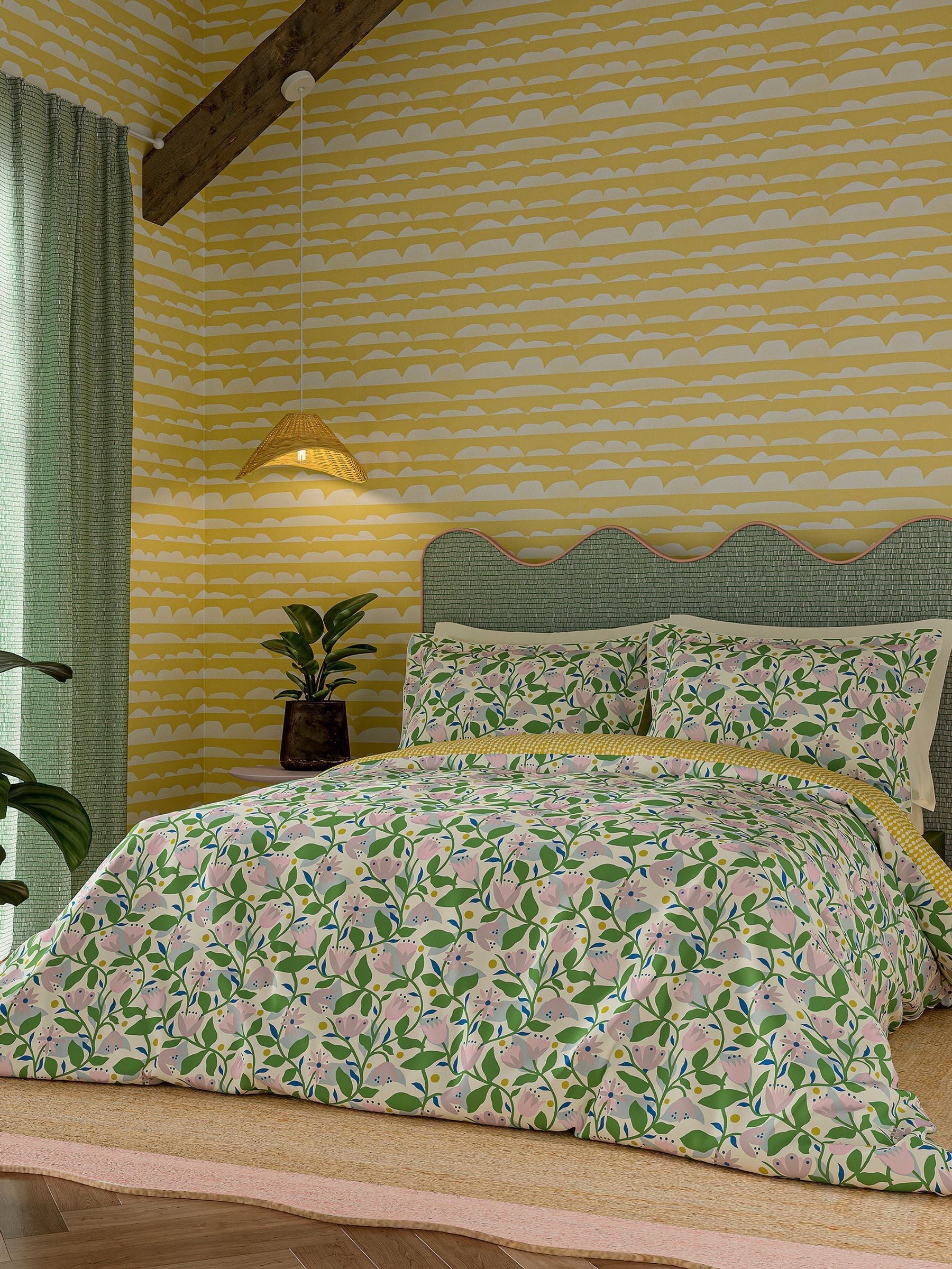 Scion Lavender Honey Dancing Daisies duvet cover set (British brand)