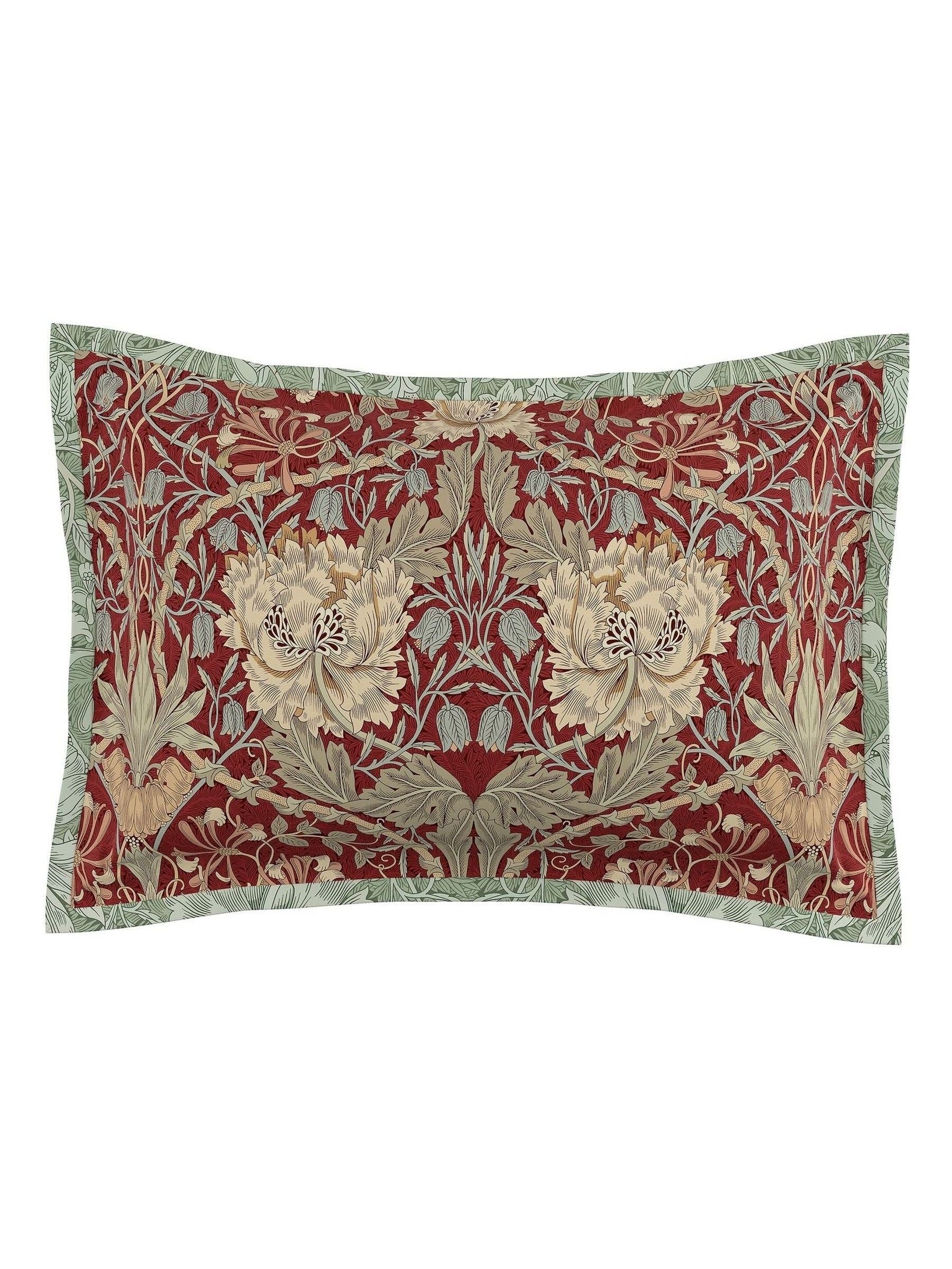 Morris & Co bedding set in Red Honeysuckle design, imported from the UK