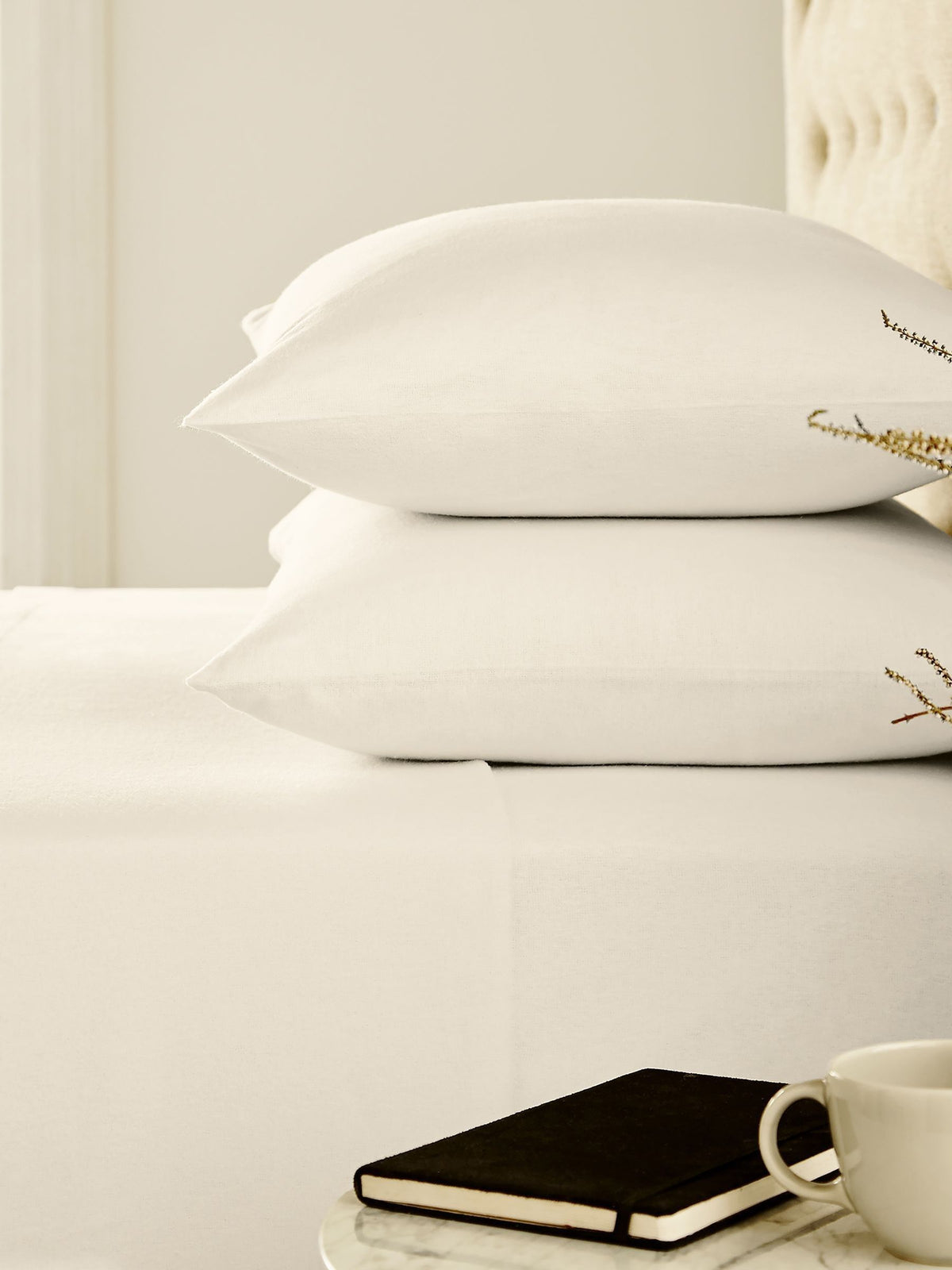 Helena Springfield Set of 2 White Supersoft Brushed Cotton Pillowcases