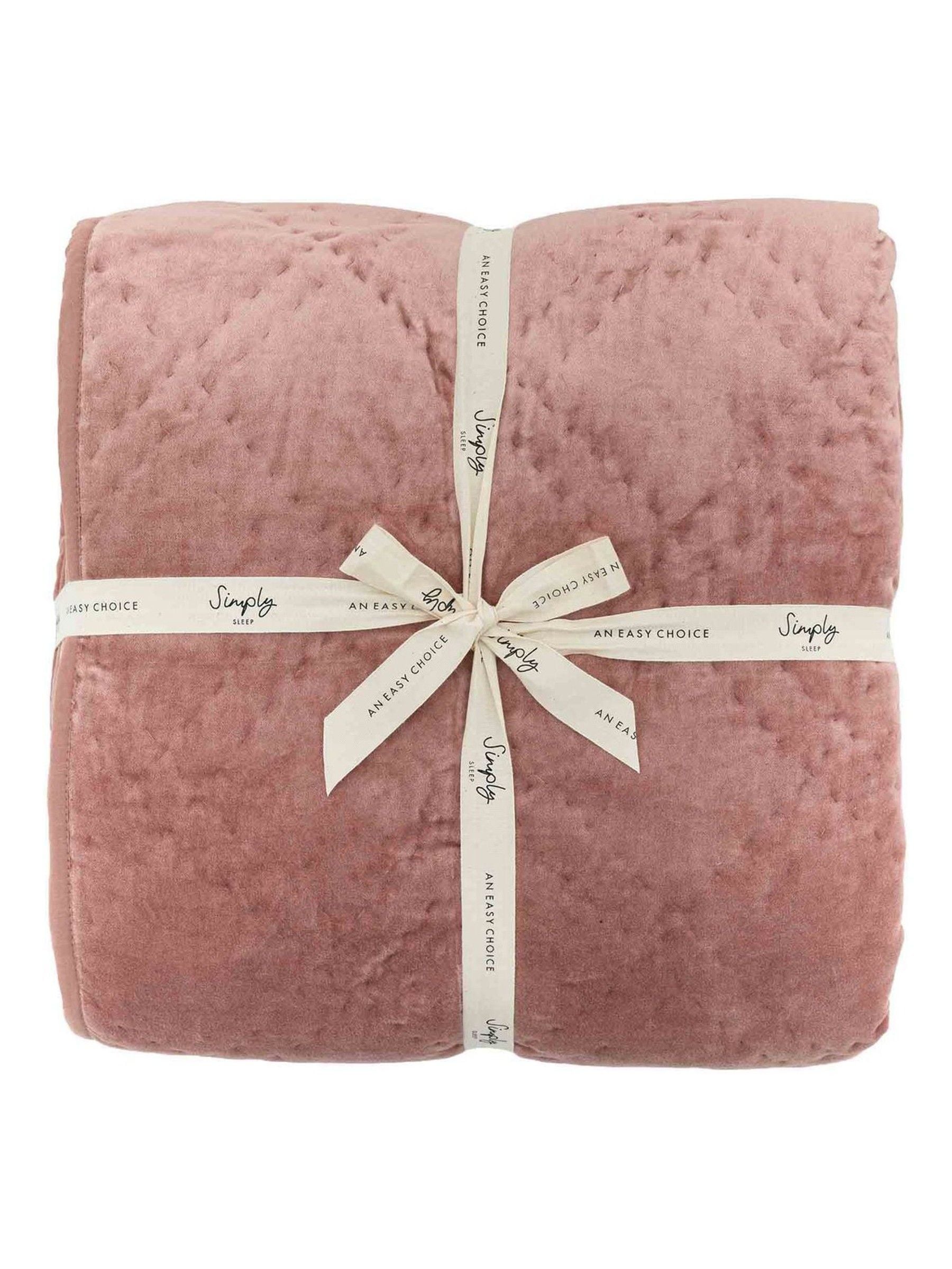 Gallery Home pink quilted cotton velvet bedspread imported from the UK