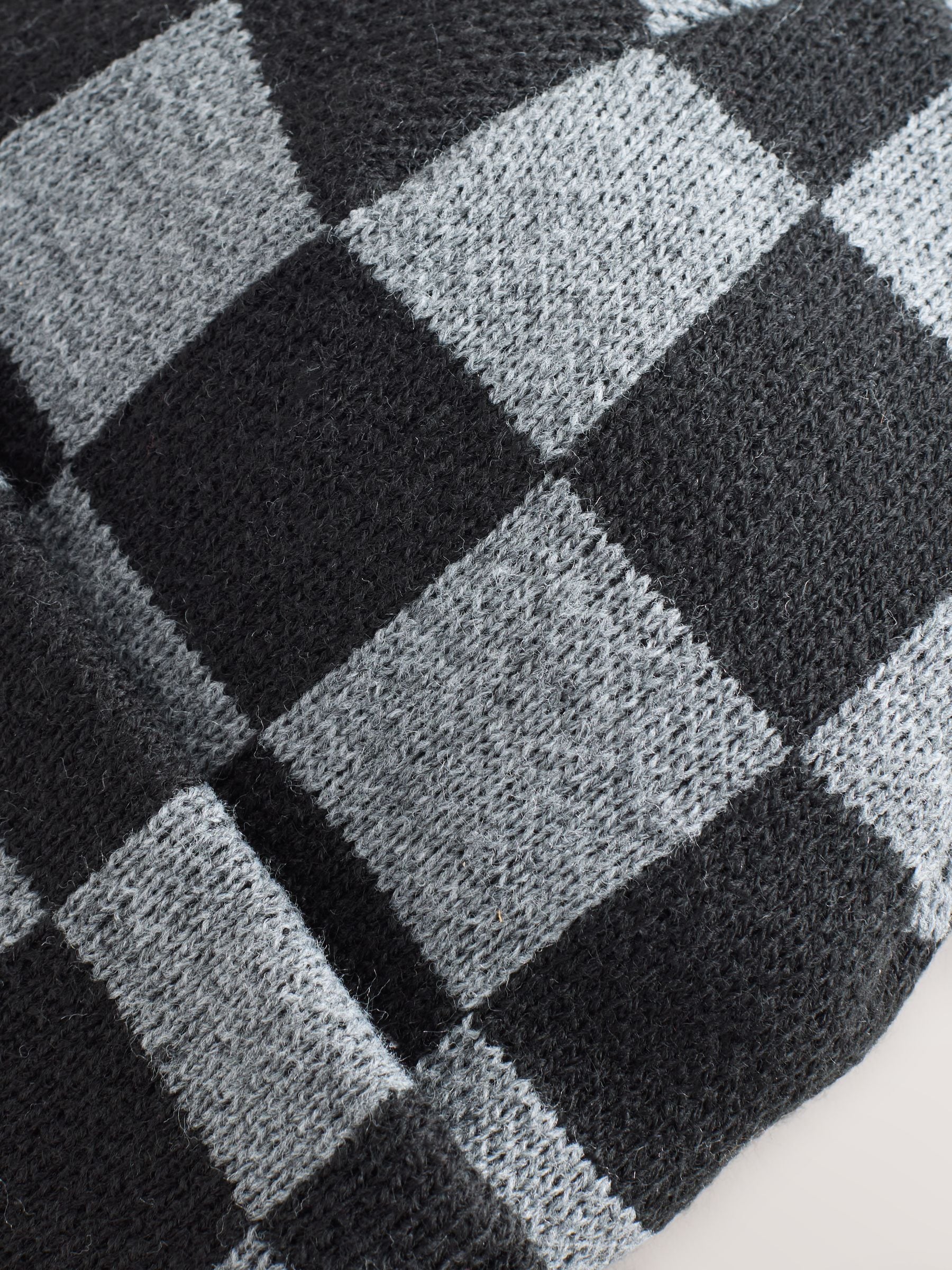 Kids beanie hat black grey check chunky knit, imported from the UK