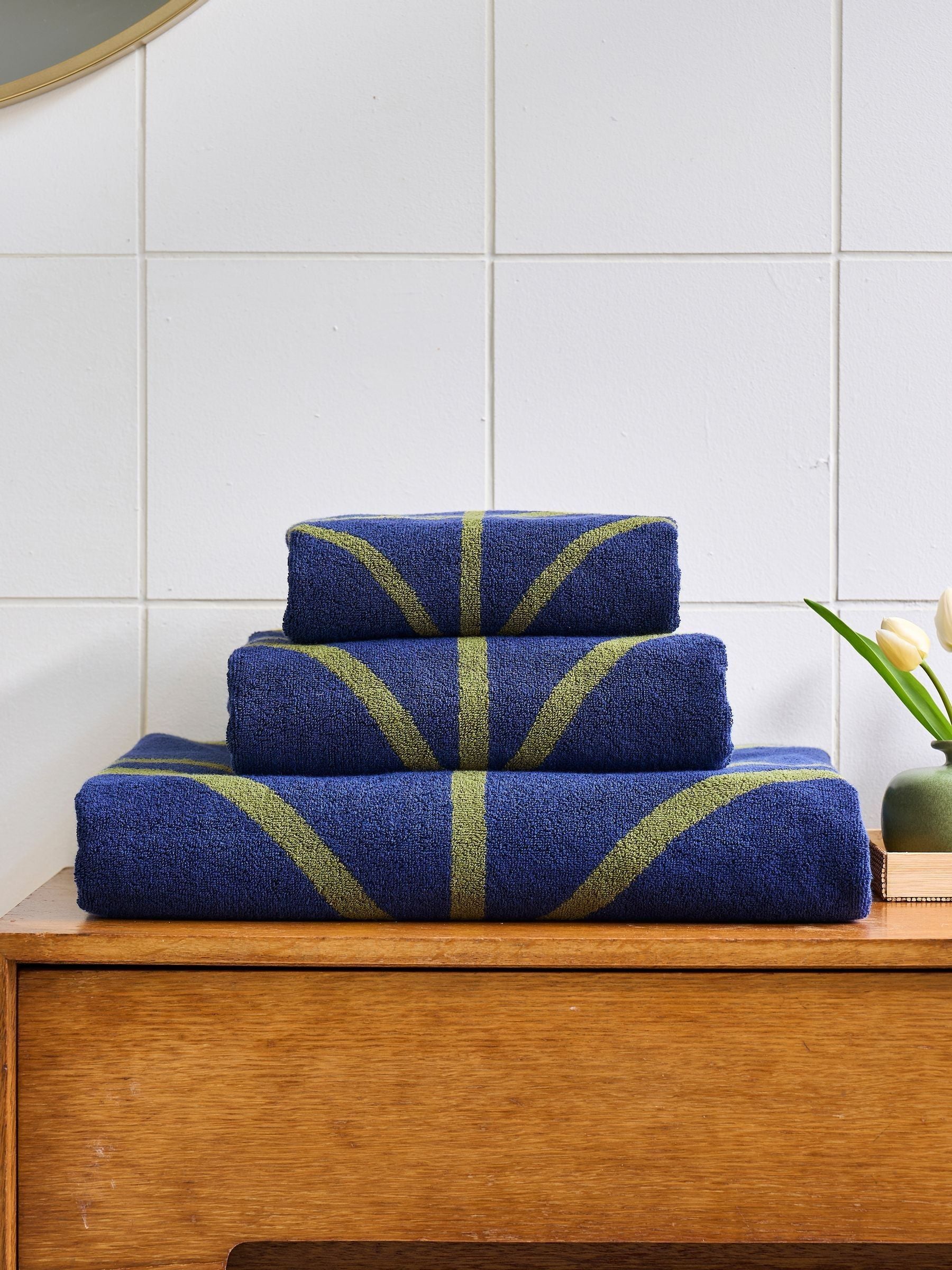Orla Kiely Linear Stem hand towel navy and olive, UK version