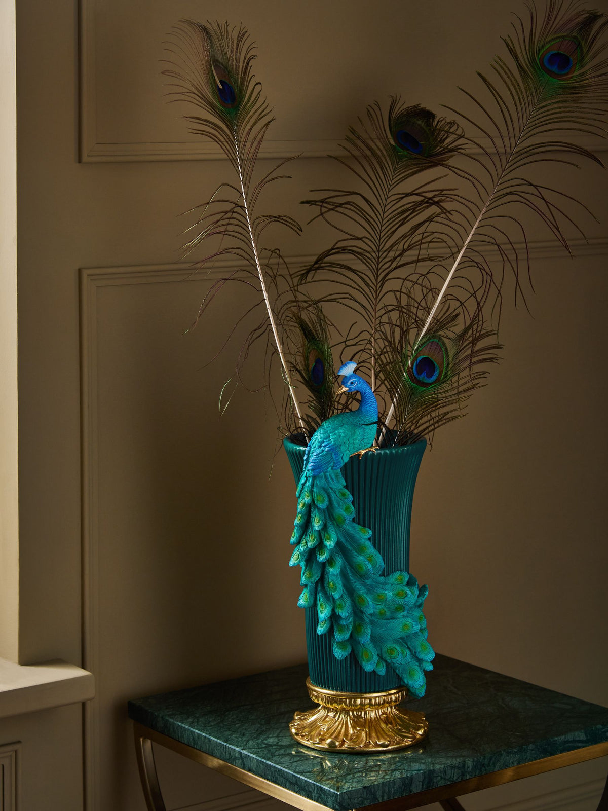 Benedict peacock vase 39.5cm, imported from the UK