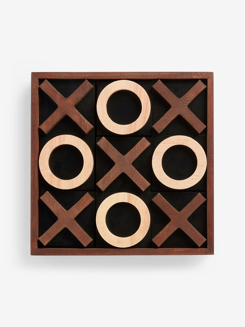 Brown Bronx wooden Noughts & Crosses game - British product