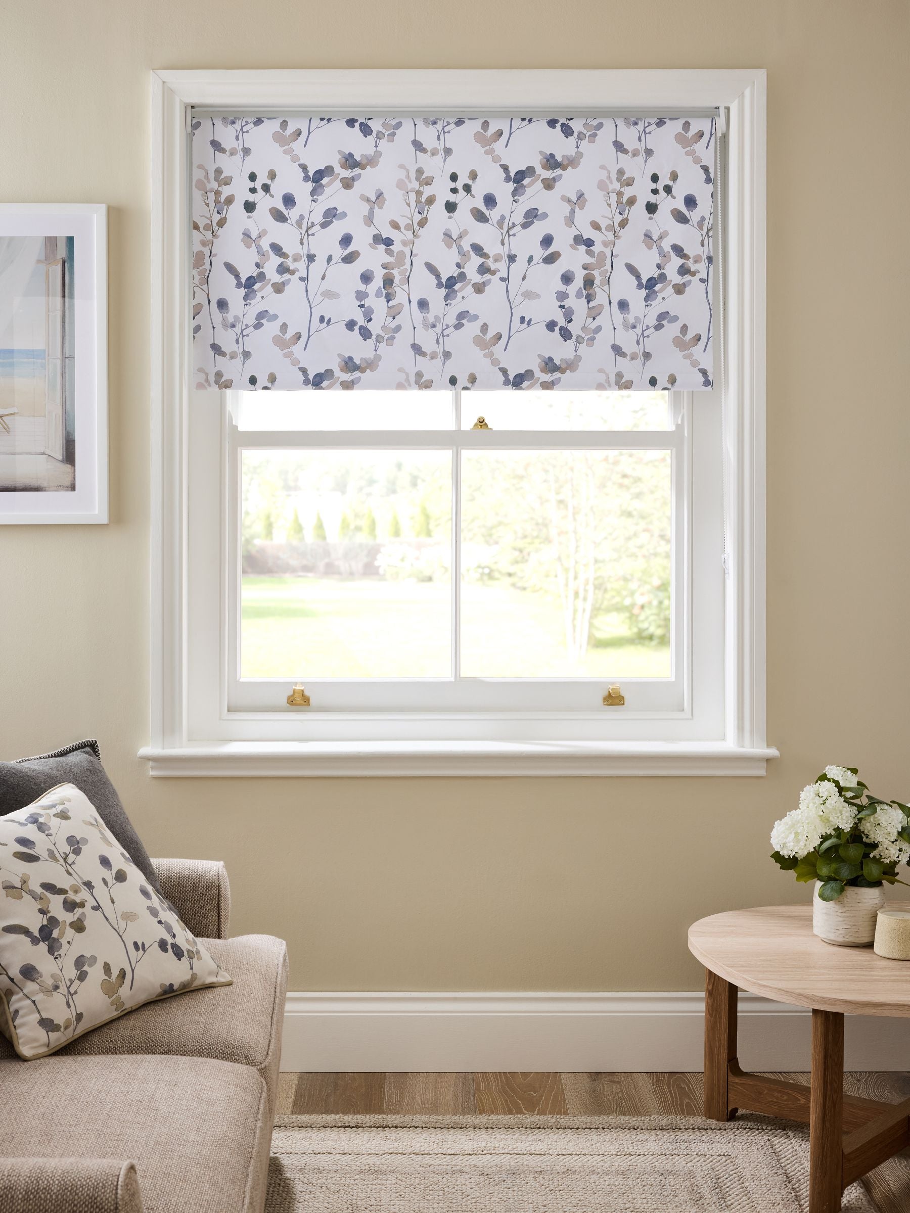 Honesty Leaf blackout roller blind natural blue, UK version
