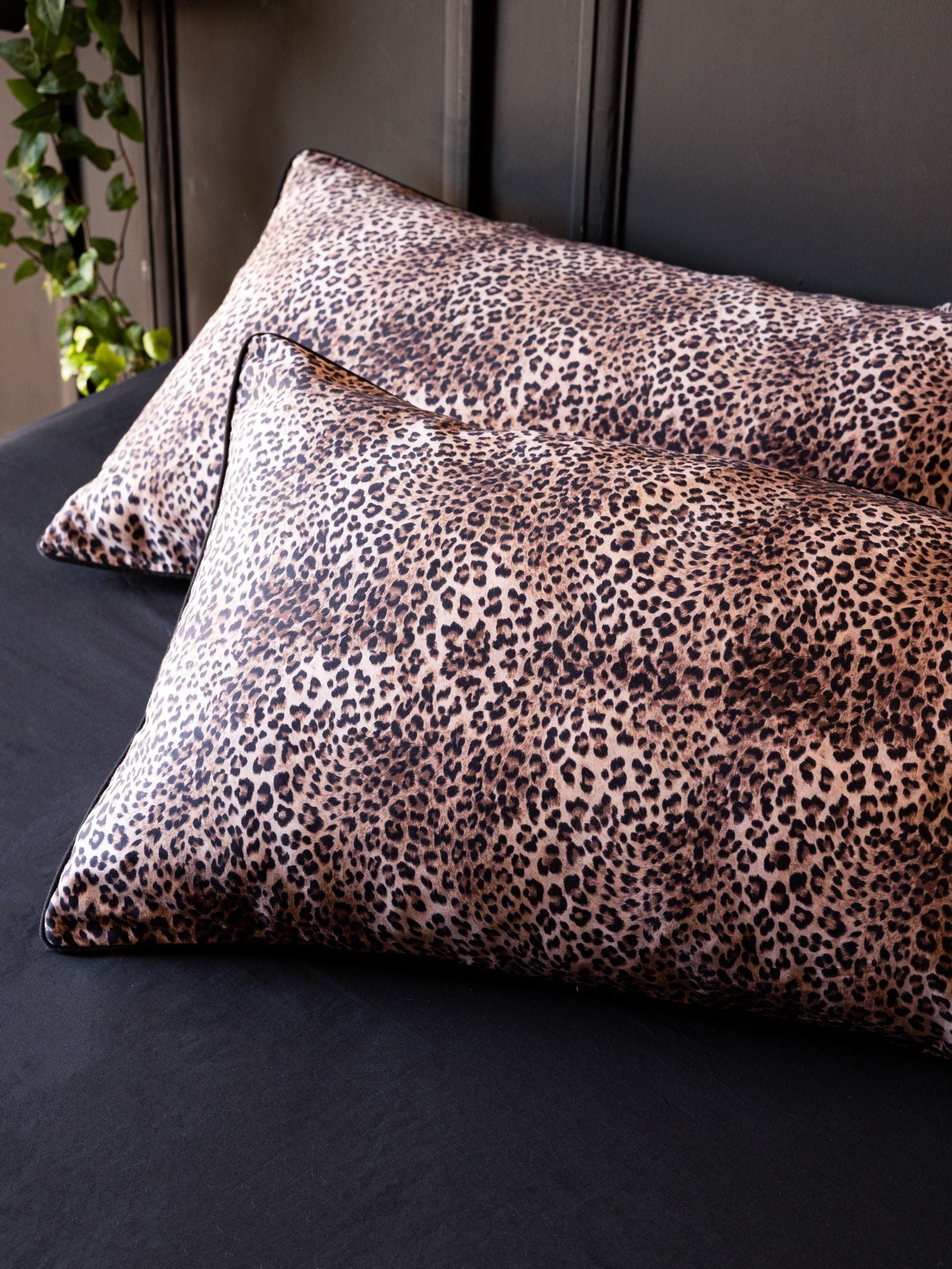 Rockett St George Leopard Love pillowcases set of 2, UK version