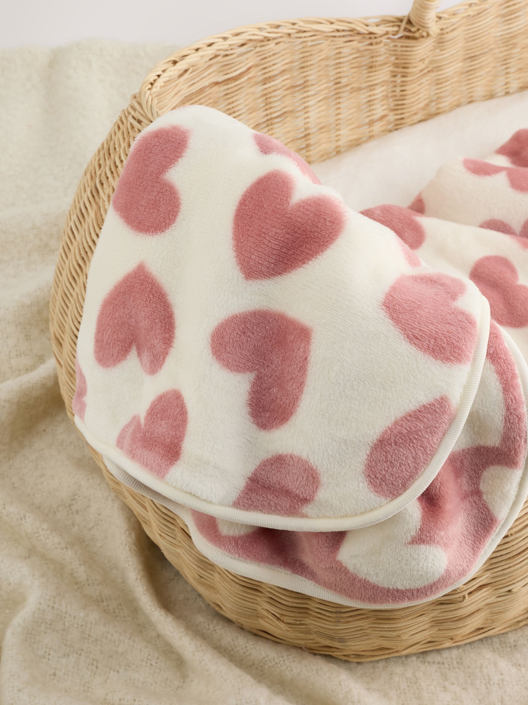 Cream Bear Fleece Baby Blanket 80cm x 70cm