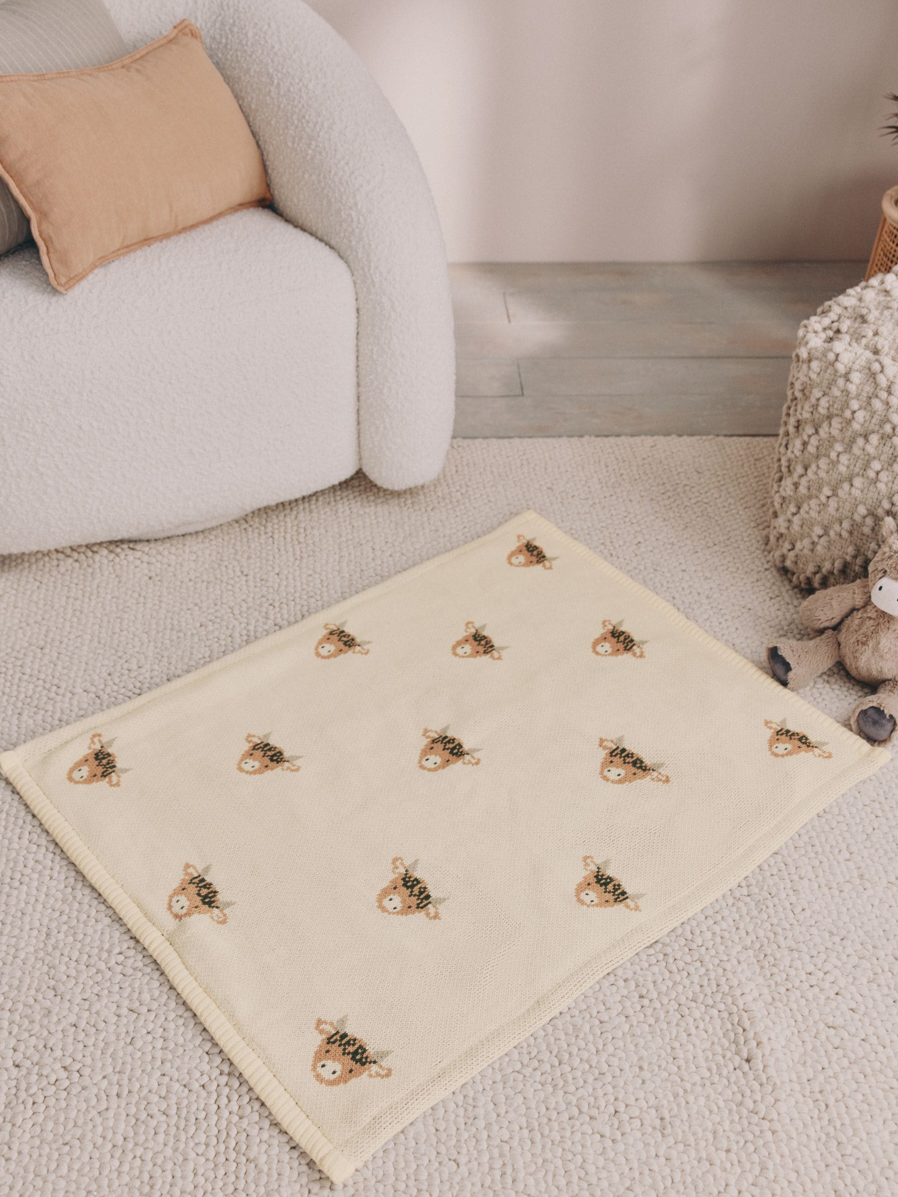 Hamish knitted baby blanket 90x70cm, UK version
