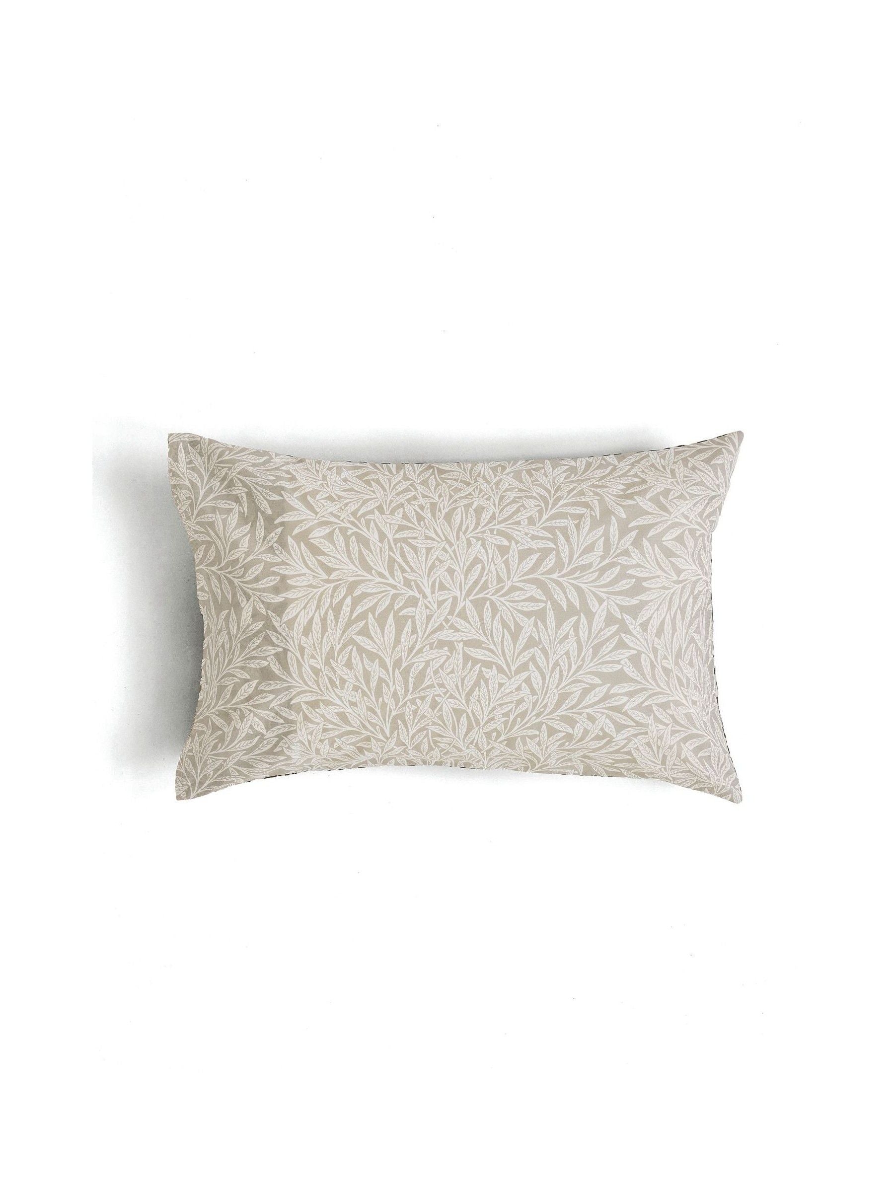 William Morris At Home Natural Michaelmas Daisy duvet cover and pillowcase set (British brand)