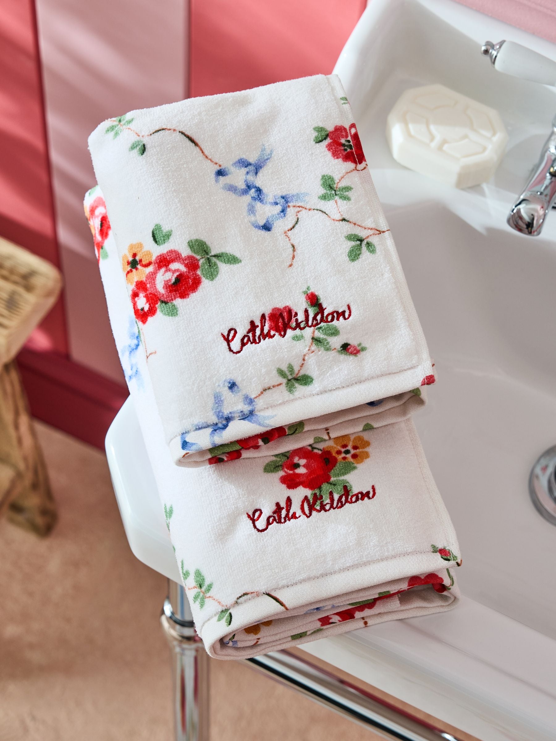 Cath Kidston floral rose and bows cotton velour towel - British product
