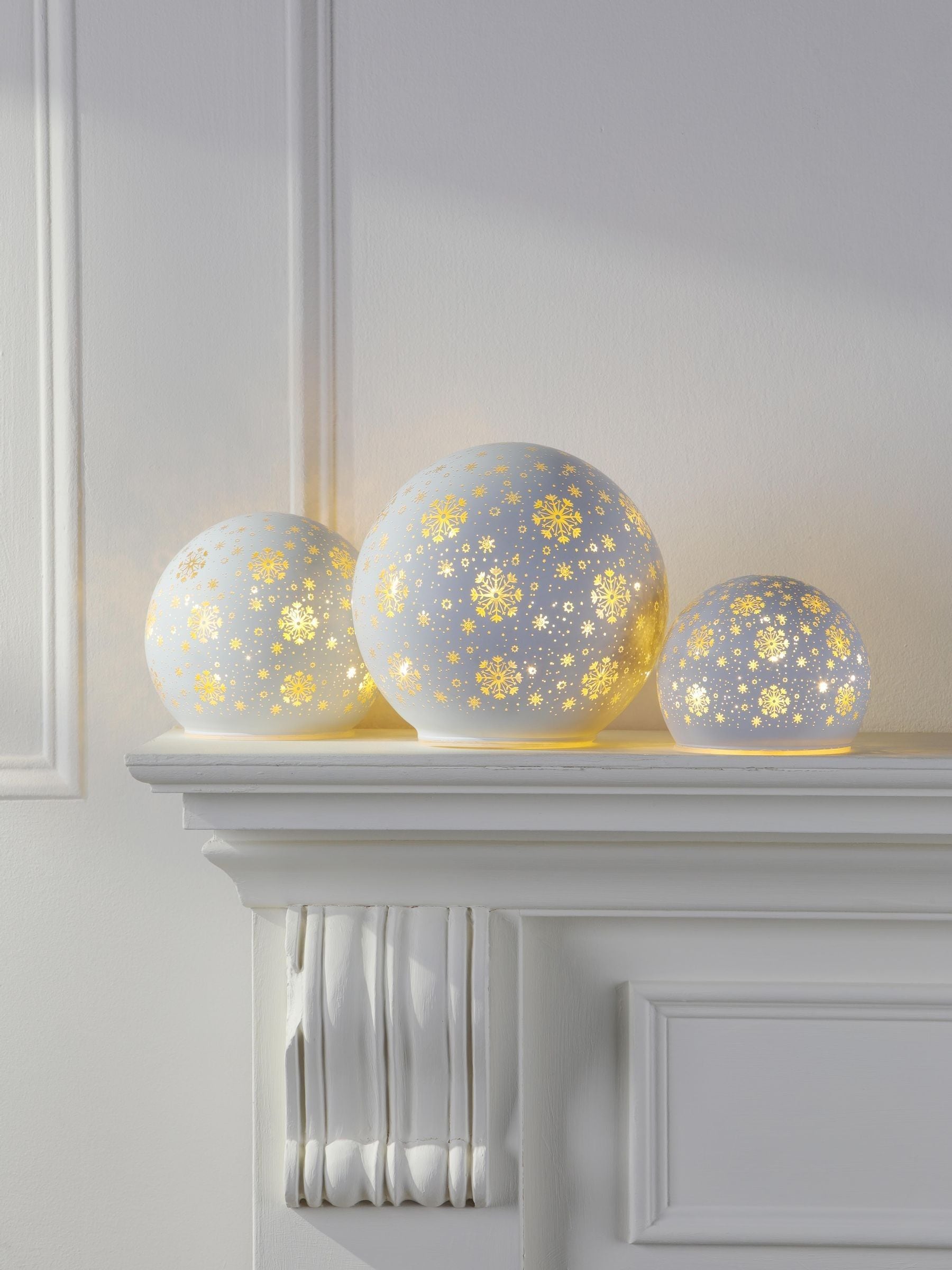 Laura Ashley Set of 3 Silver Crackled Glass Lit Christmas Ornaments