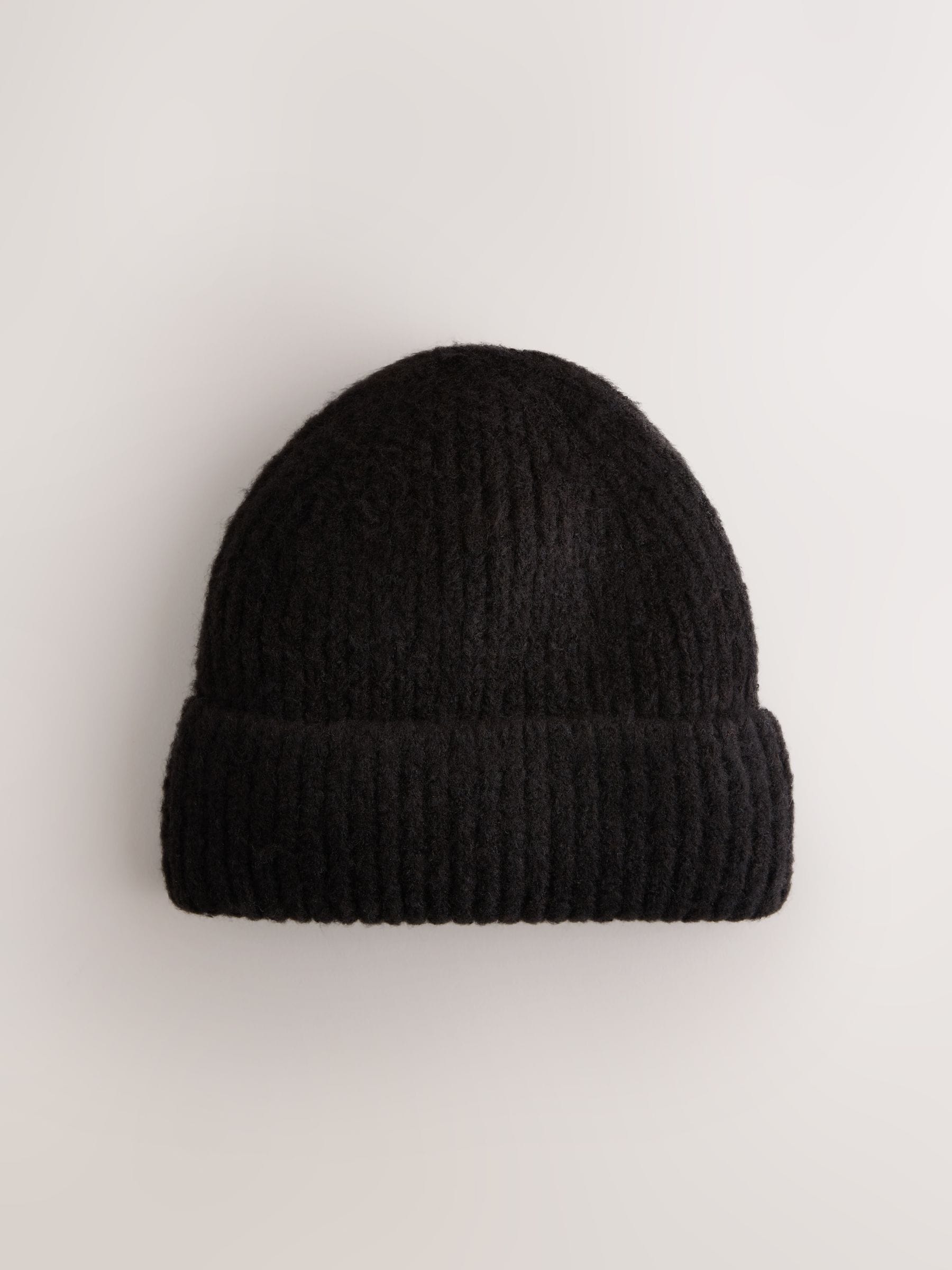 Black Fluffy Beanie (1-16yrs)