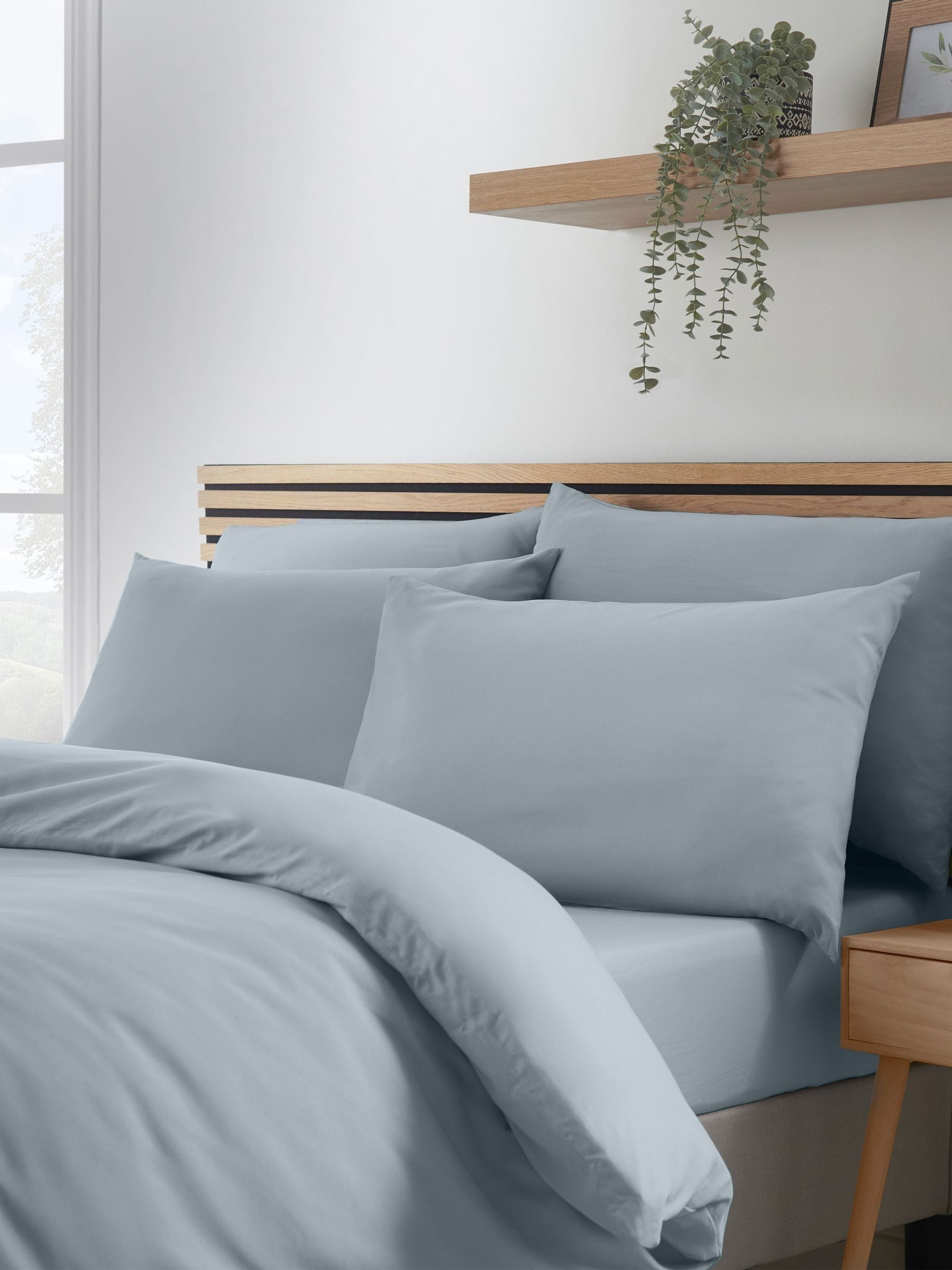Catherine Lansfield So Soft Non-Iron White Standard Pillowcases 4 Pack