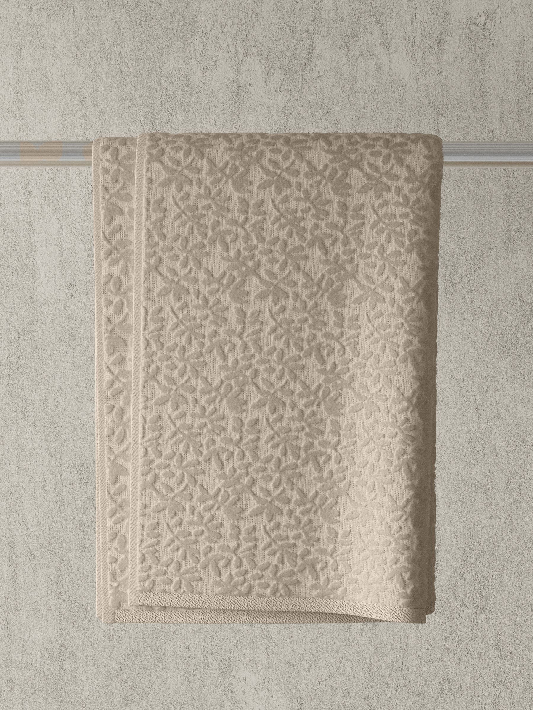 Vantona Natural Jacquard Leaf 500gsm 100% Cotton Towel