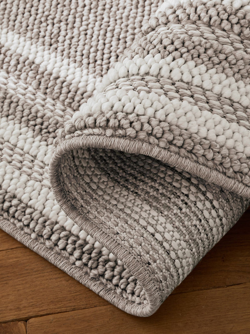 Natural Albie Bobble Border Runner rug - British product