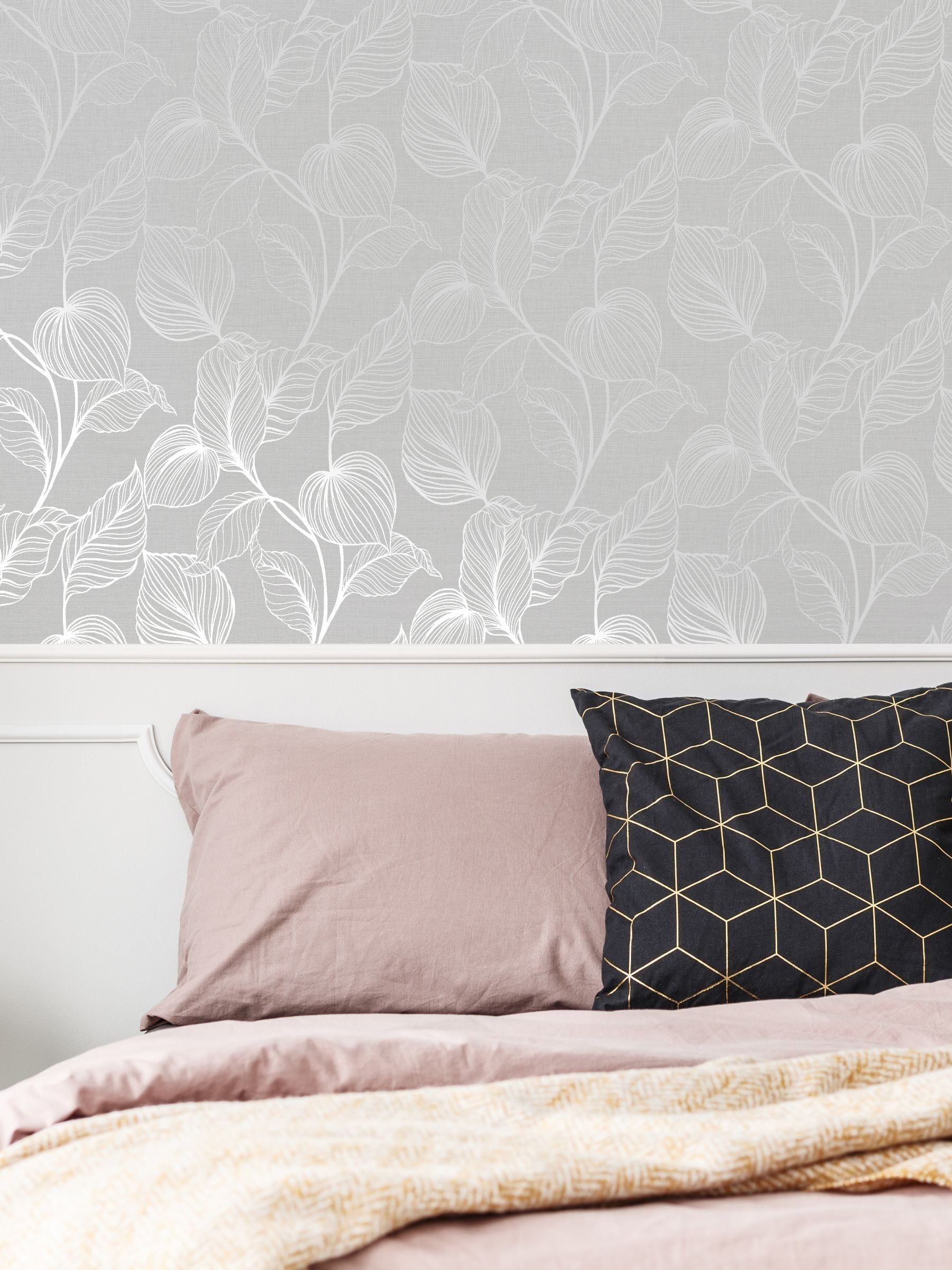 Boutique Moonstone Royal Palm wallpaper sample A4 - British product