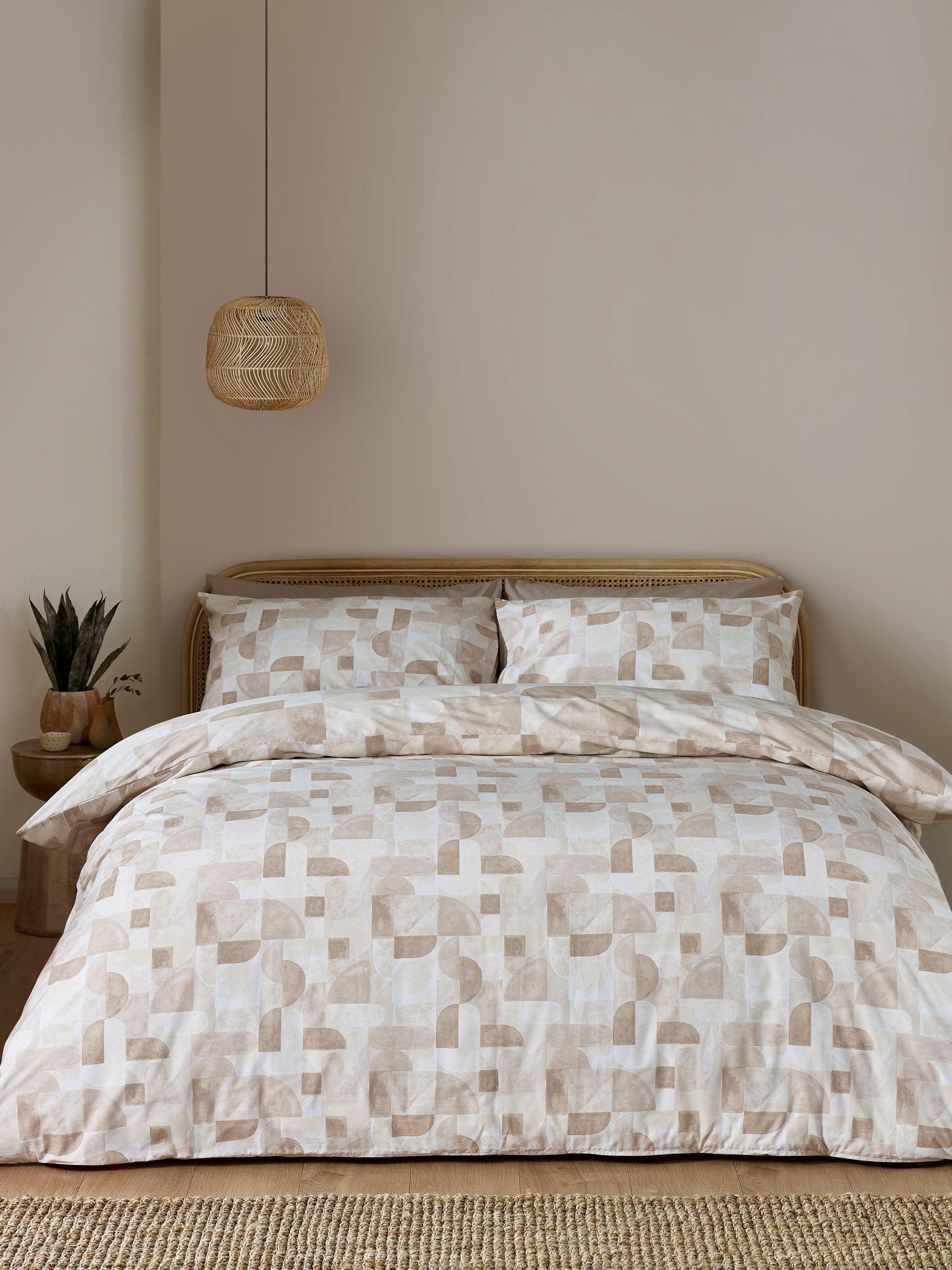Catherine Lansfield Natural Sloane Geo reversible duvet cover set - British product