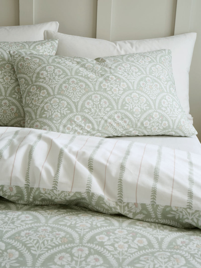 Bianca green scallop floral duvet cover set - British product