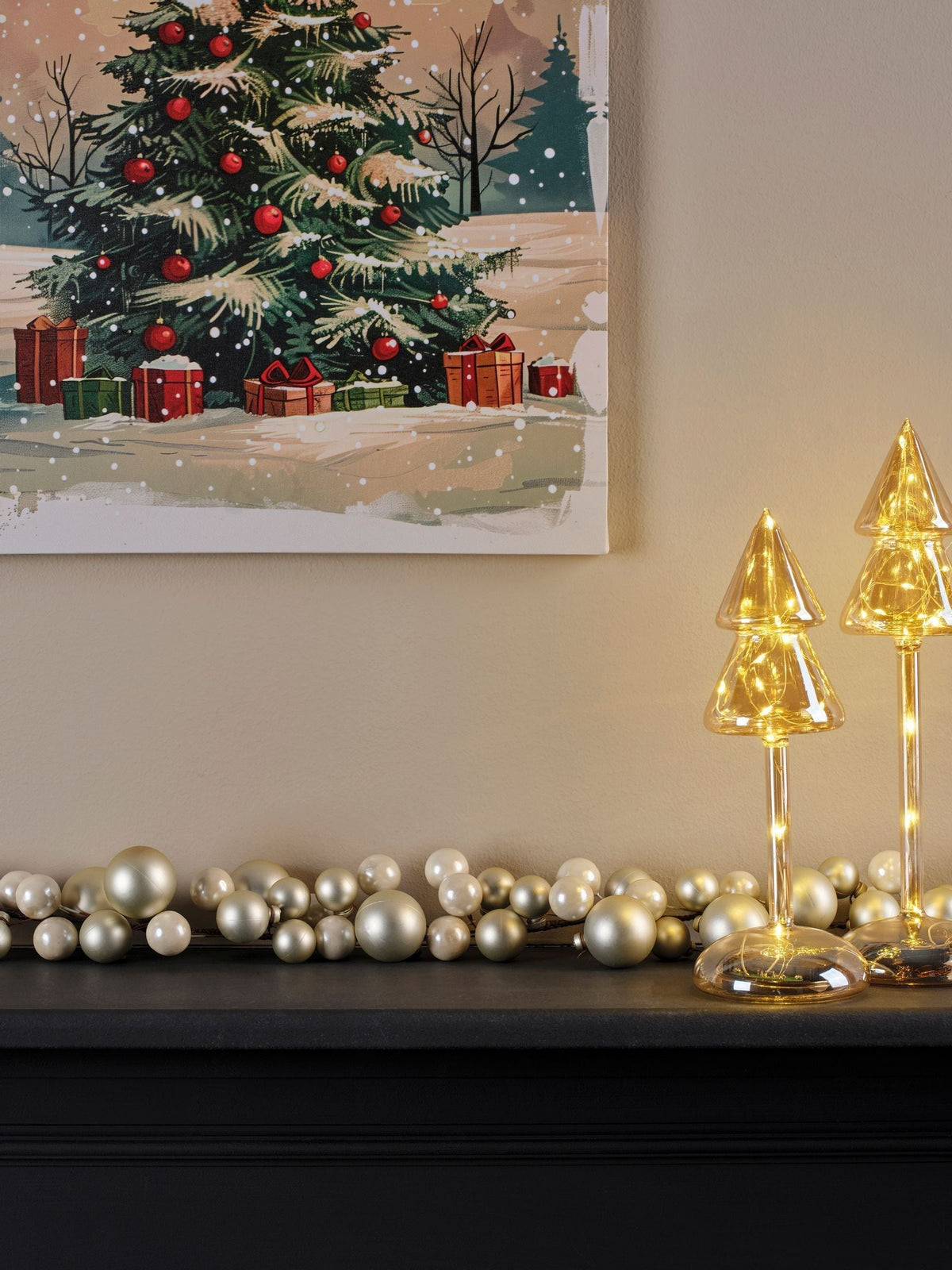 Decoris Pearl White Shatterproof 180cm Christmas Bauble Garland